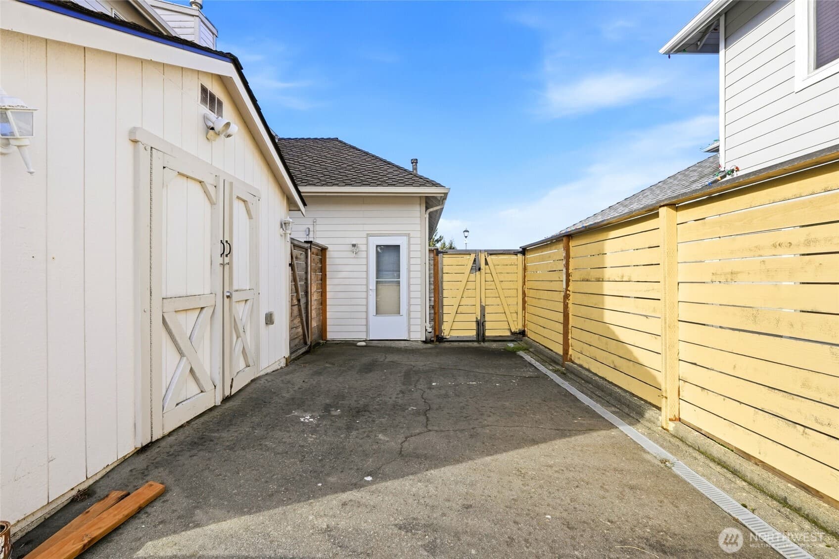 Property photo 31