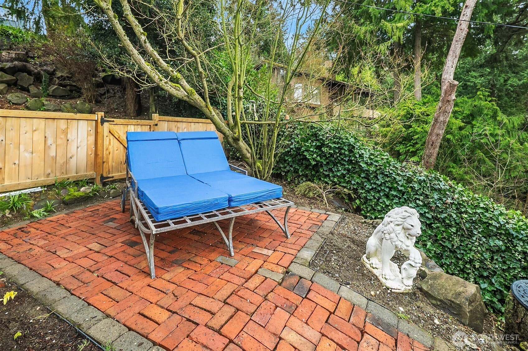 Property photo 31