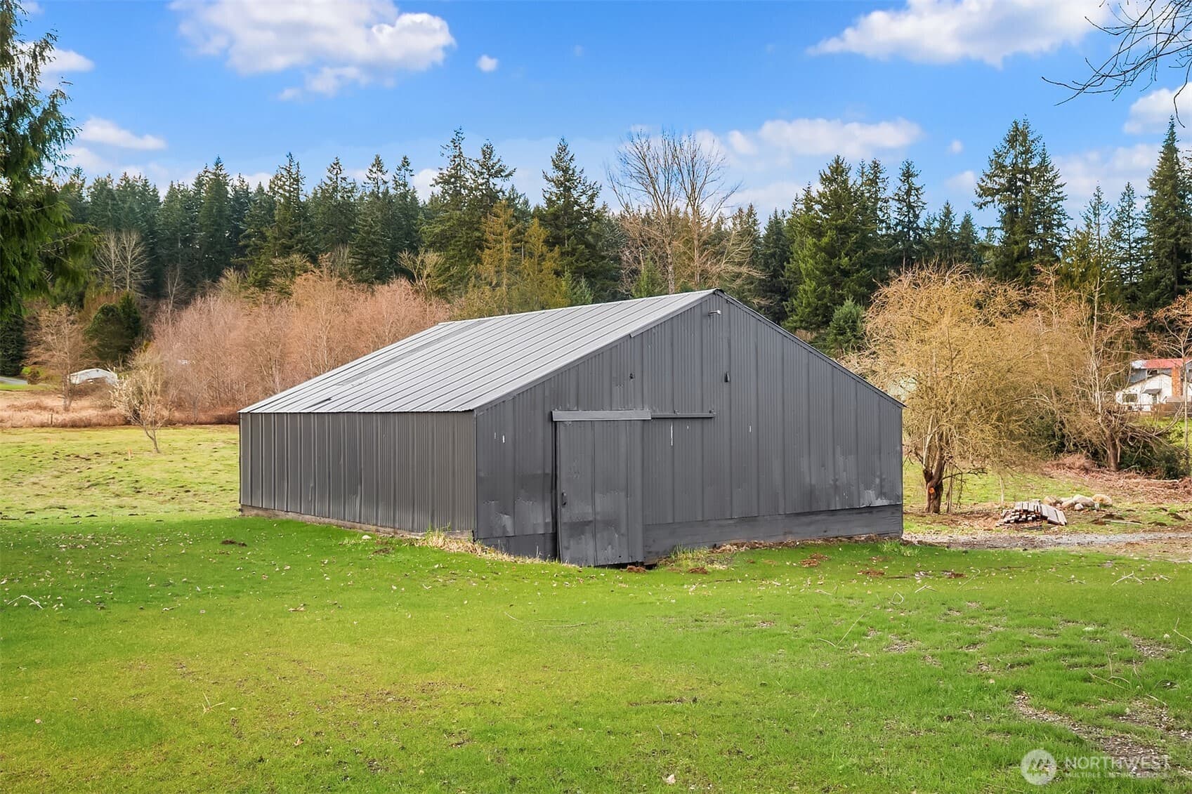 Property photo 37