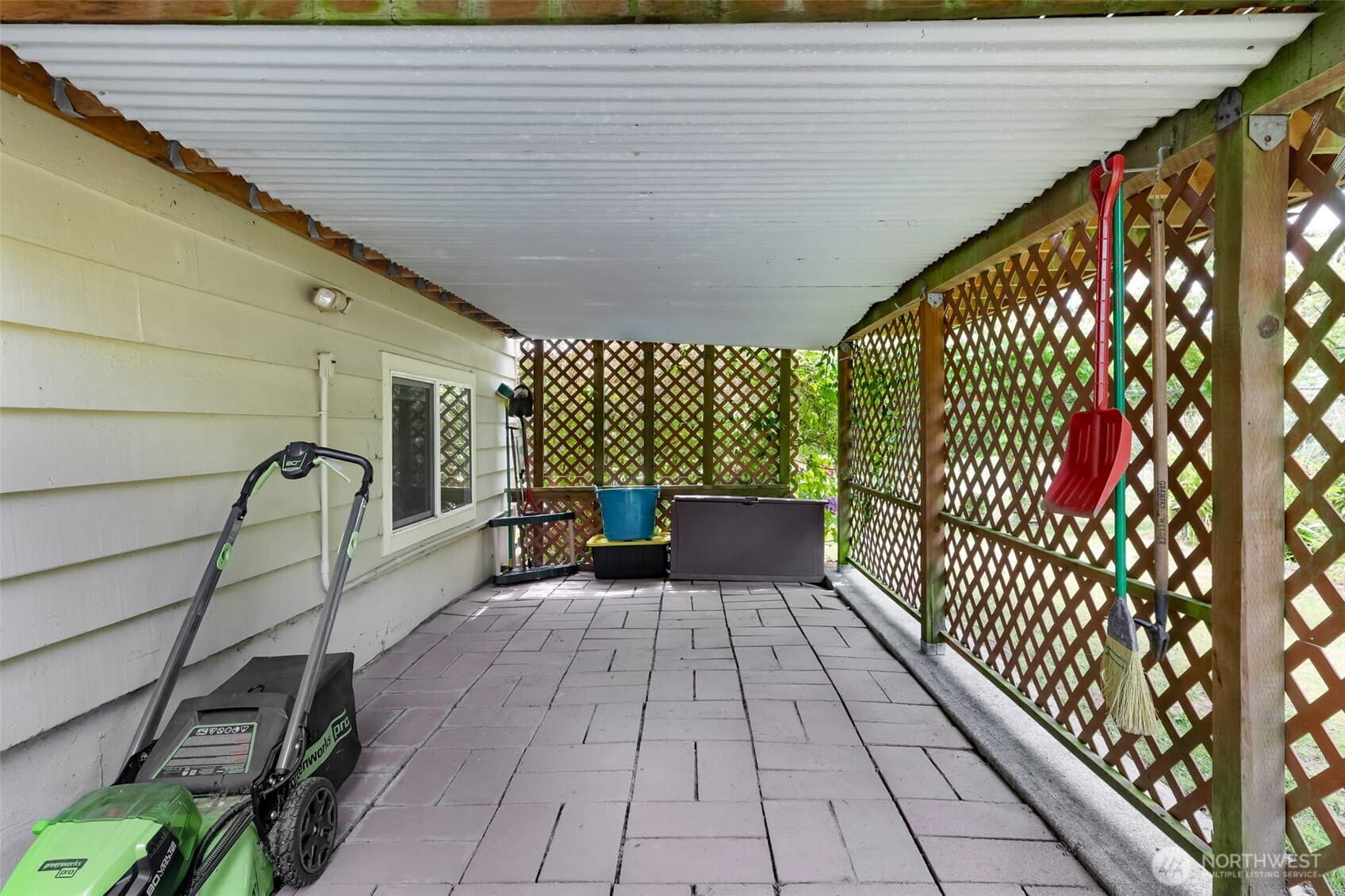 Property photo 32