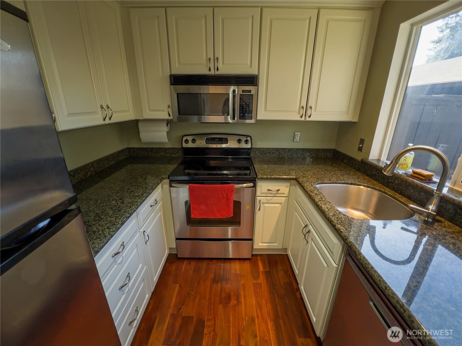 Property photo 8