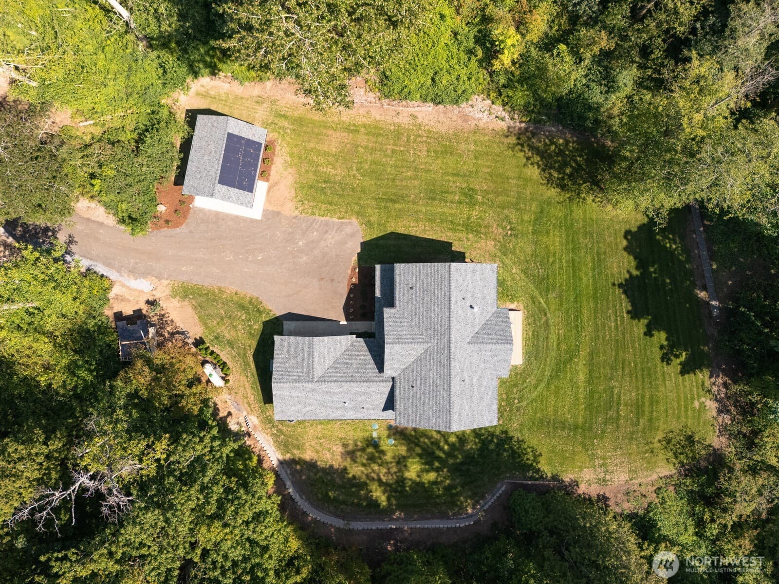 Property photo 40