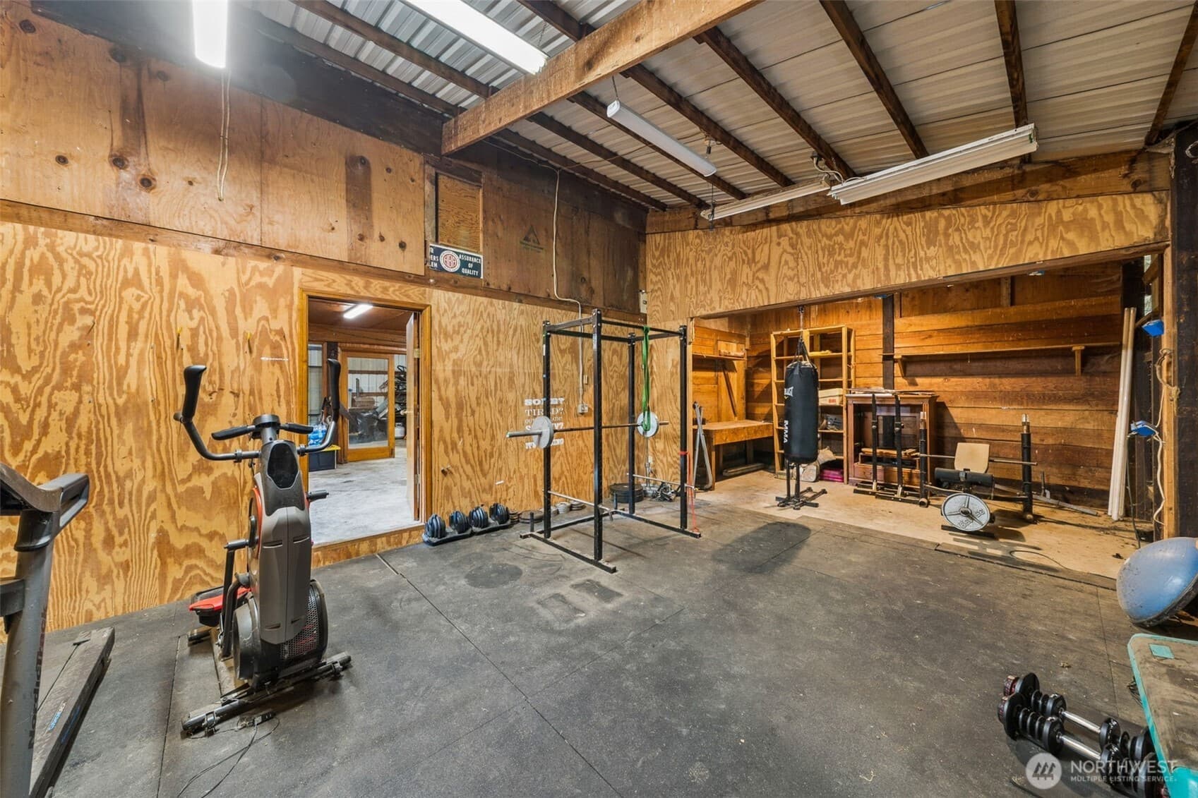 Property photo 32
