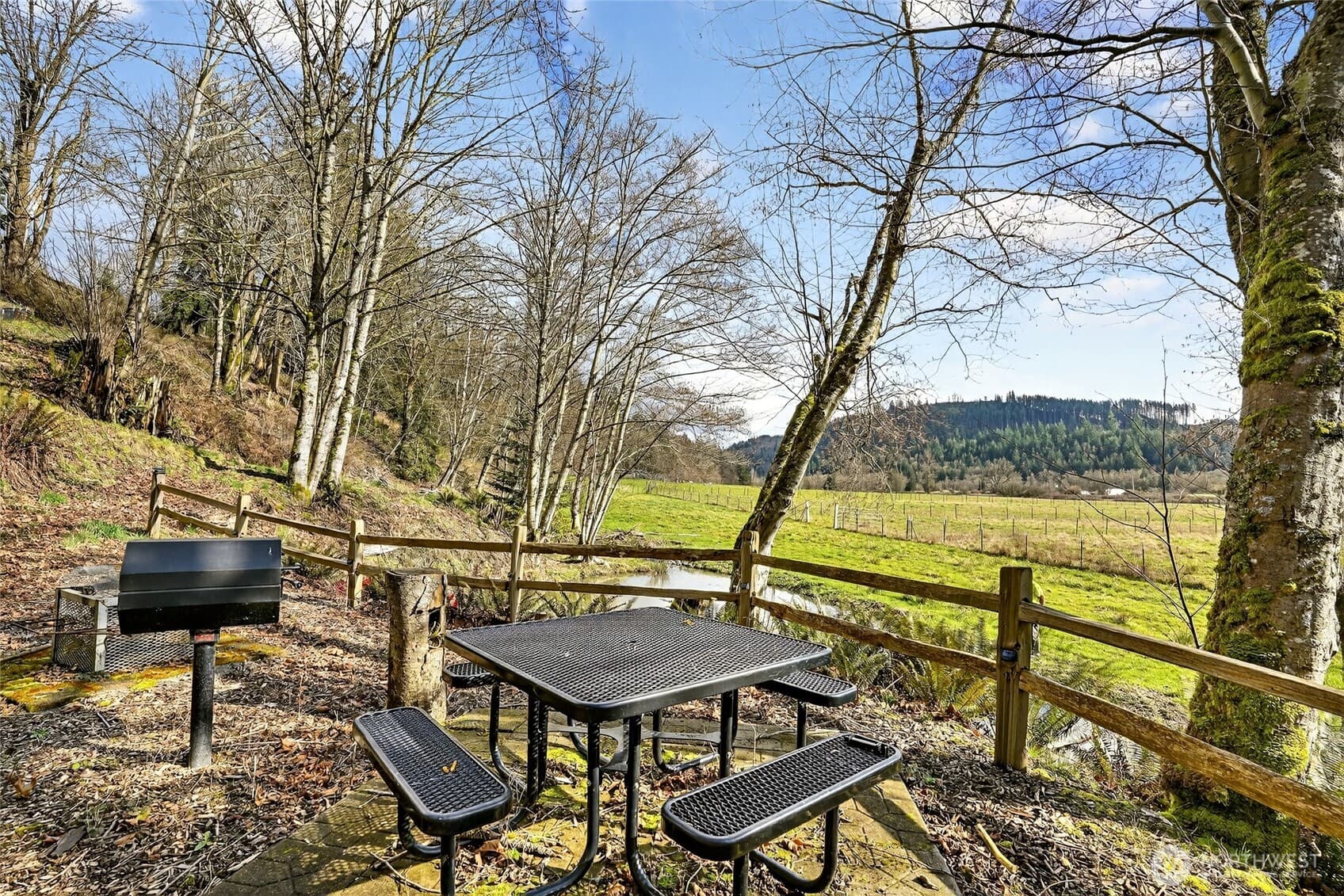 Property photo 35