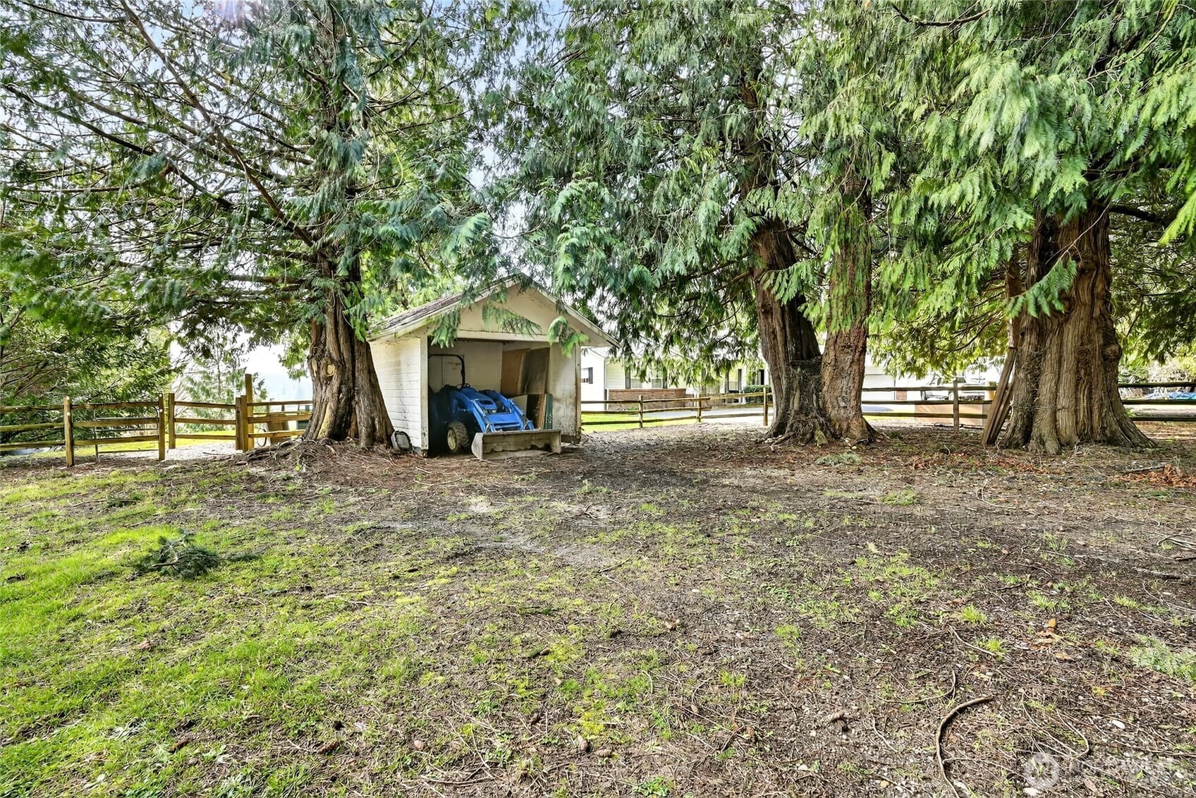 Property photo 38