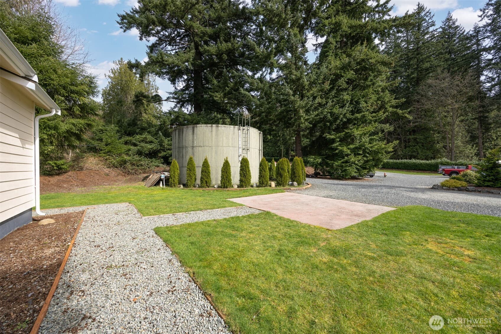 Property photo 33