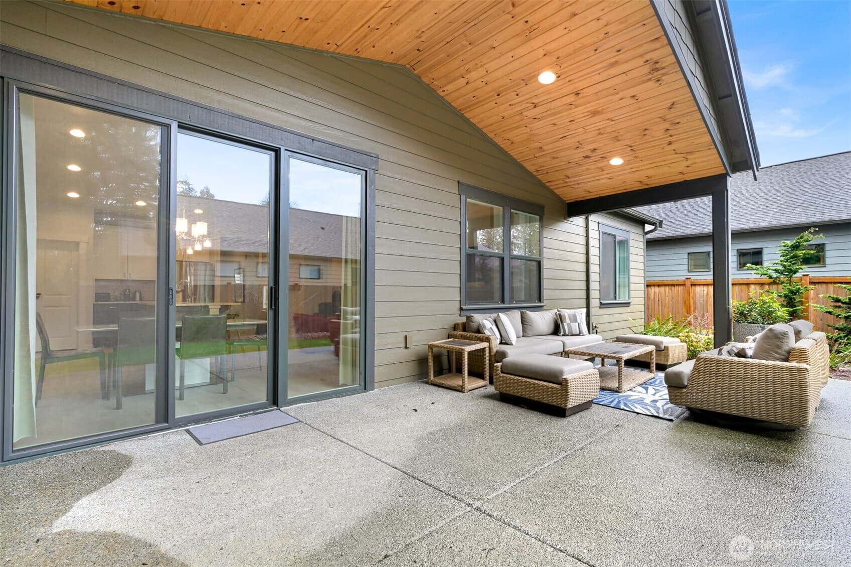 Property photo 32