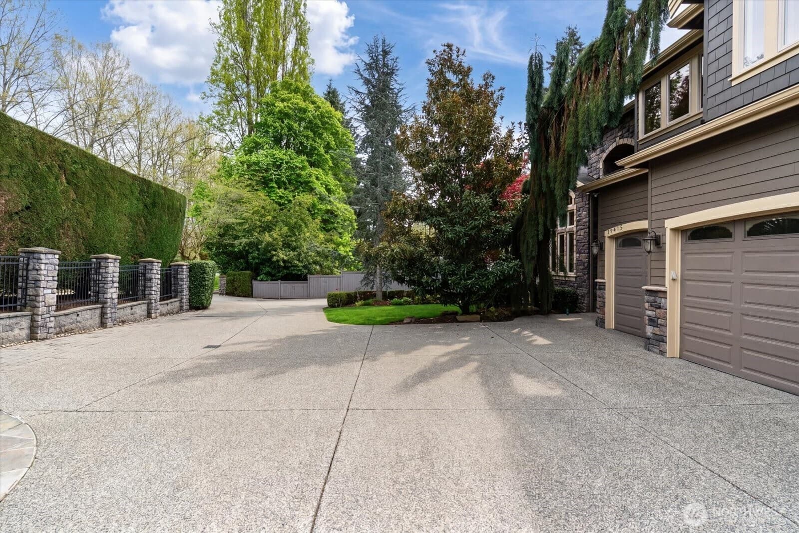 Property photo 35