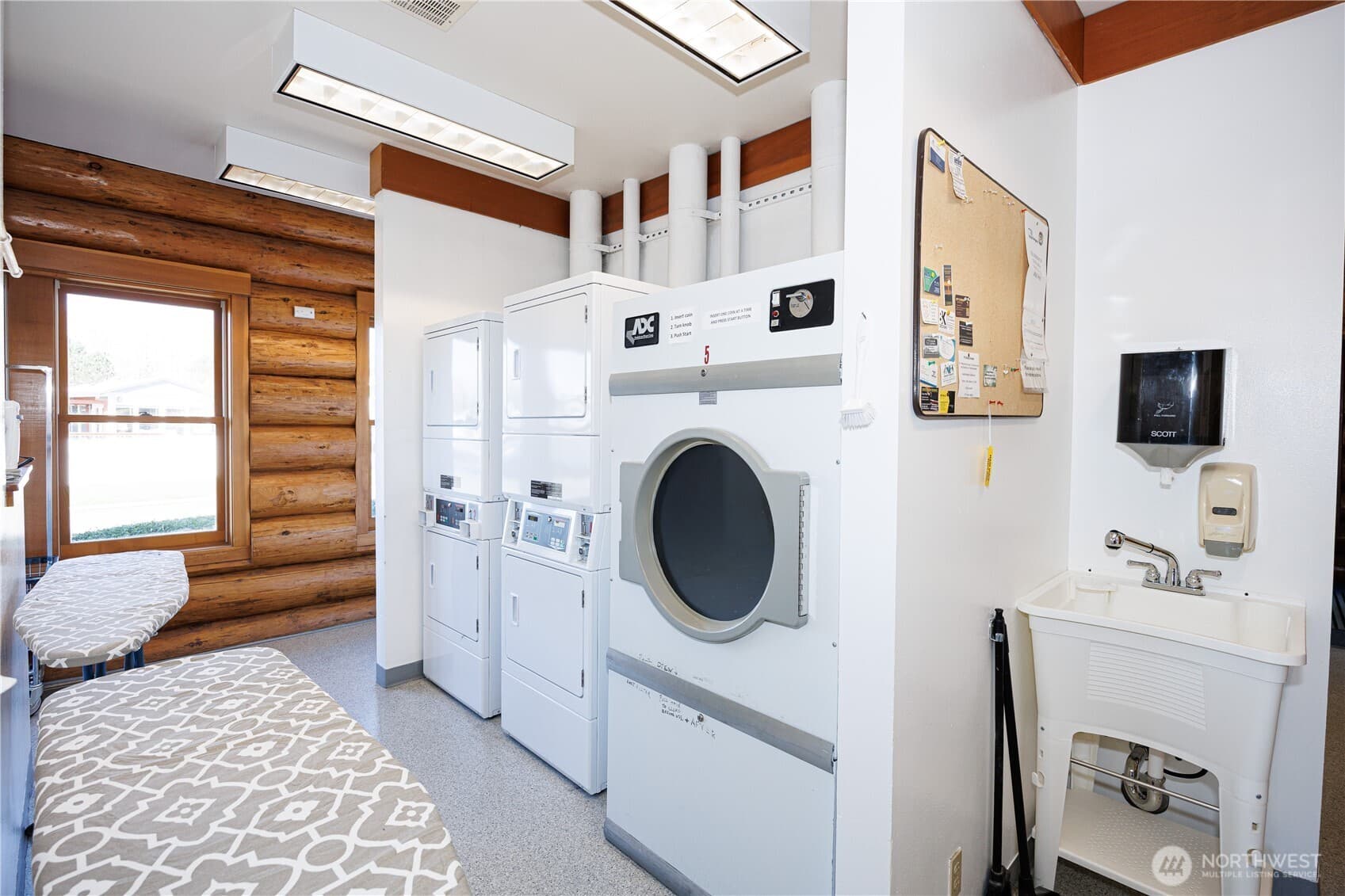 Property photo 33