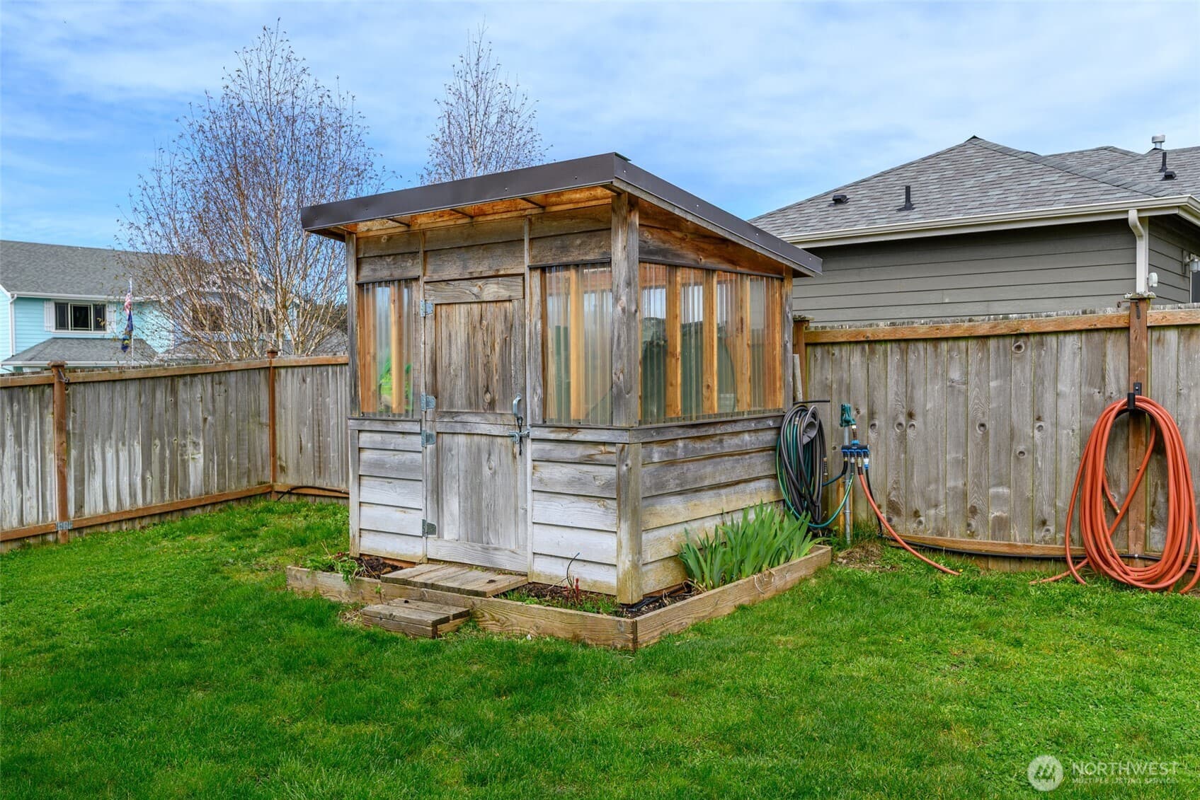 Property photo 35