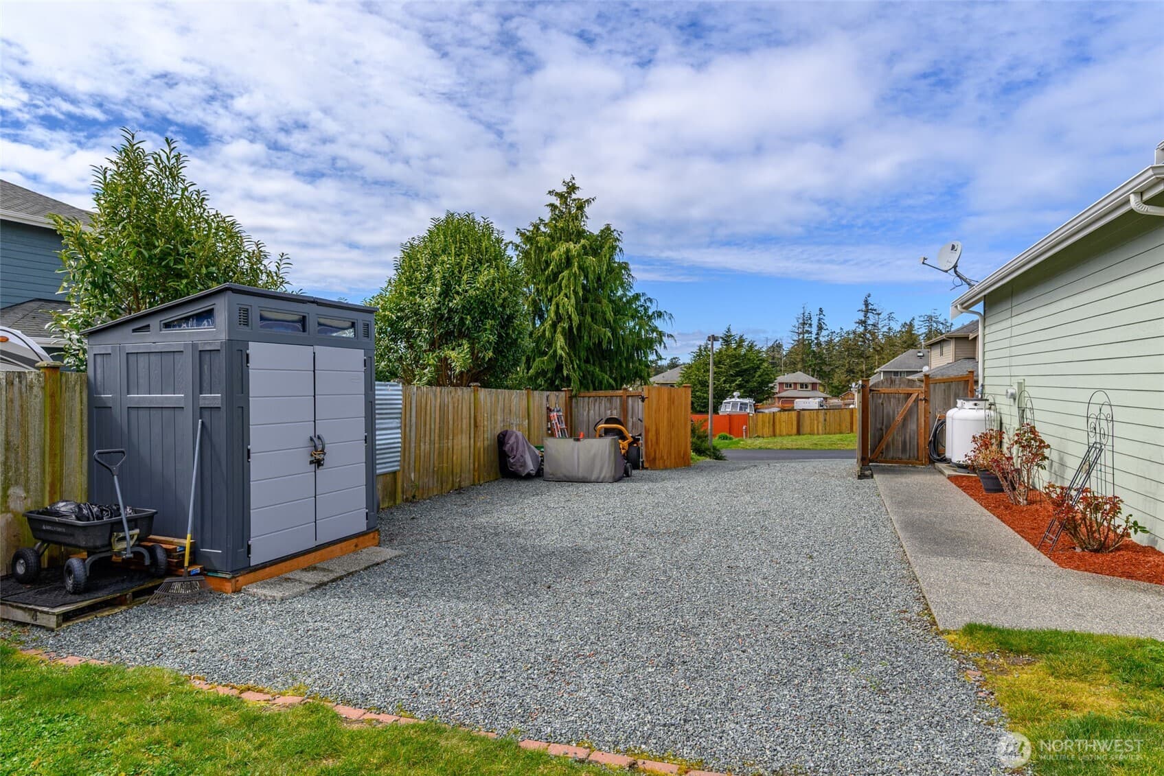 Property photo 38