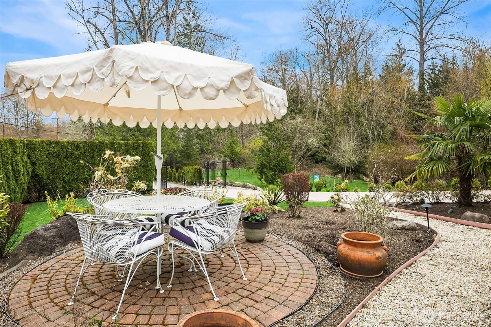 Property photo 32