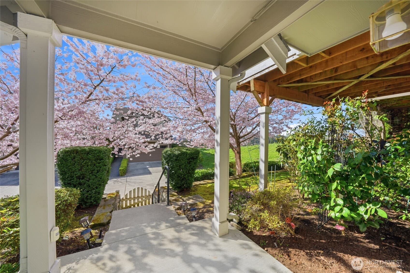 Property photo 32