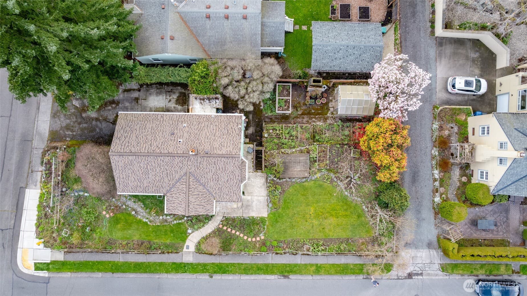 Property photo 35