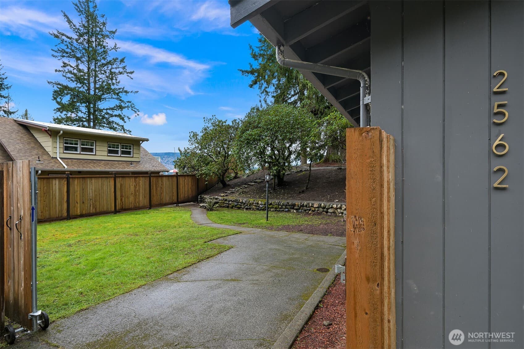 Property photo 37