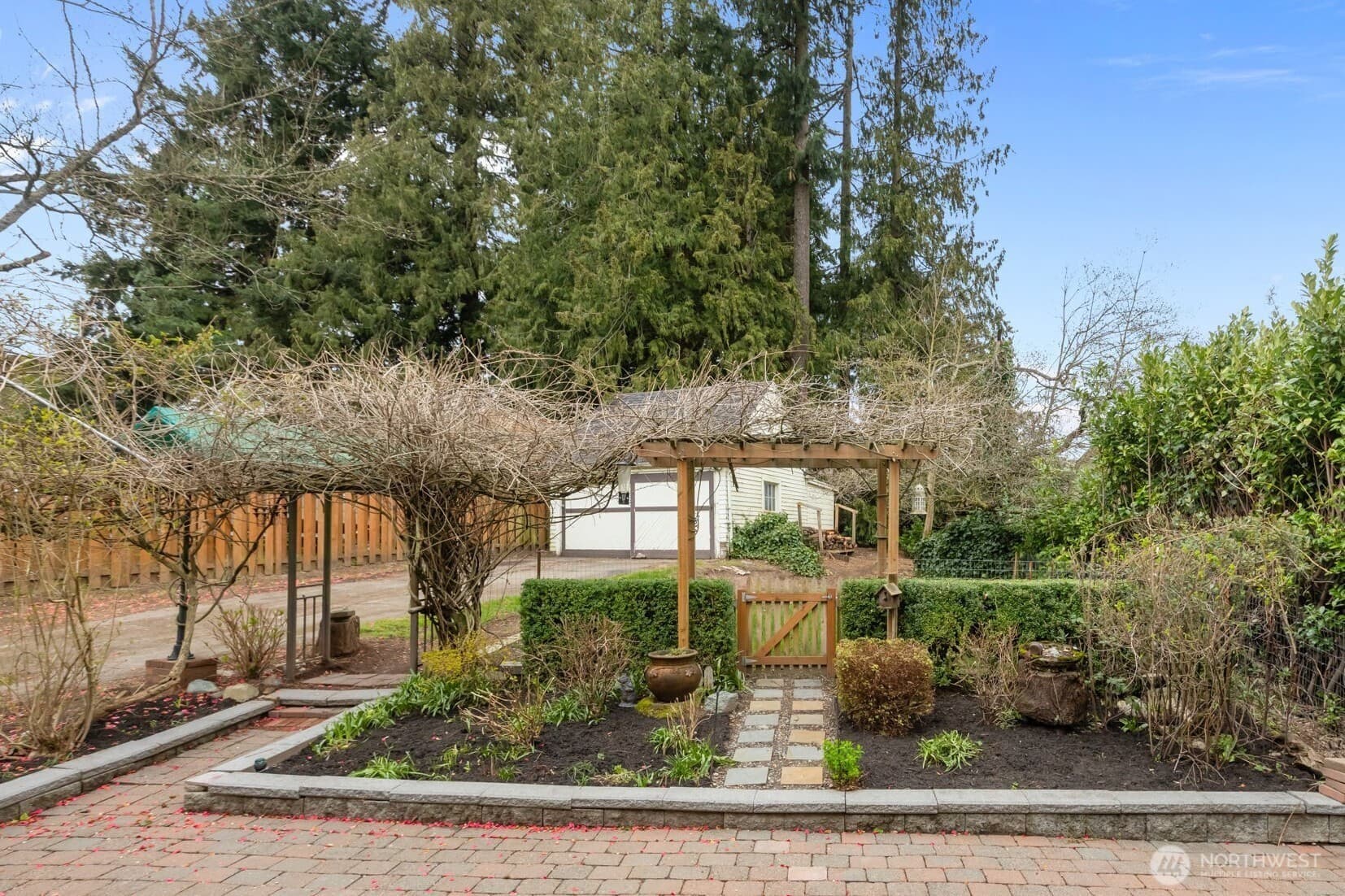 Property photo 25
