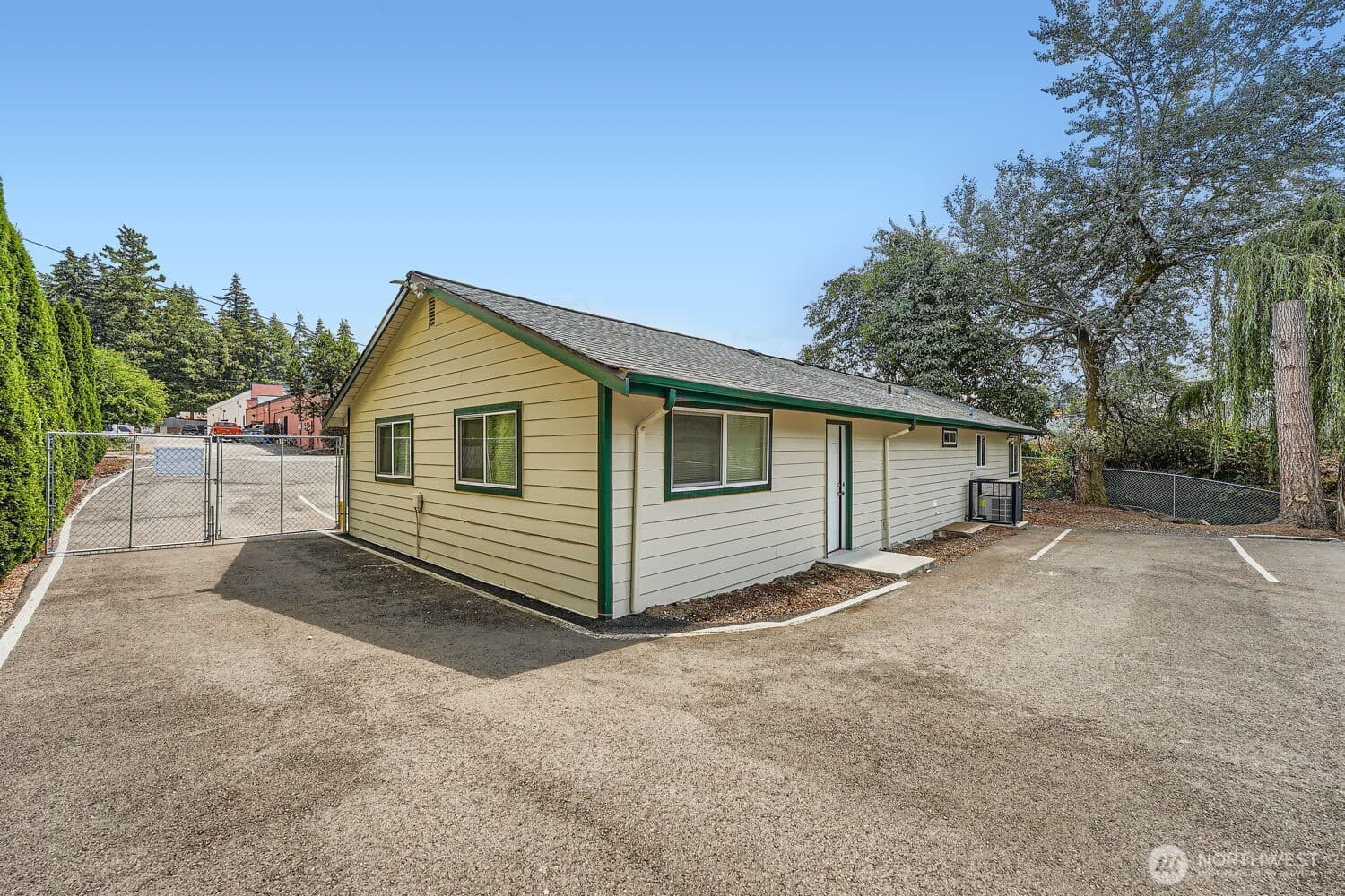 Property photo 22