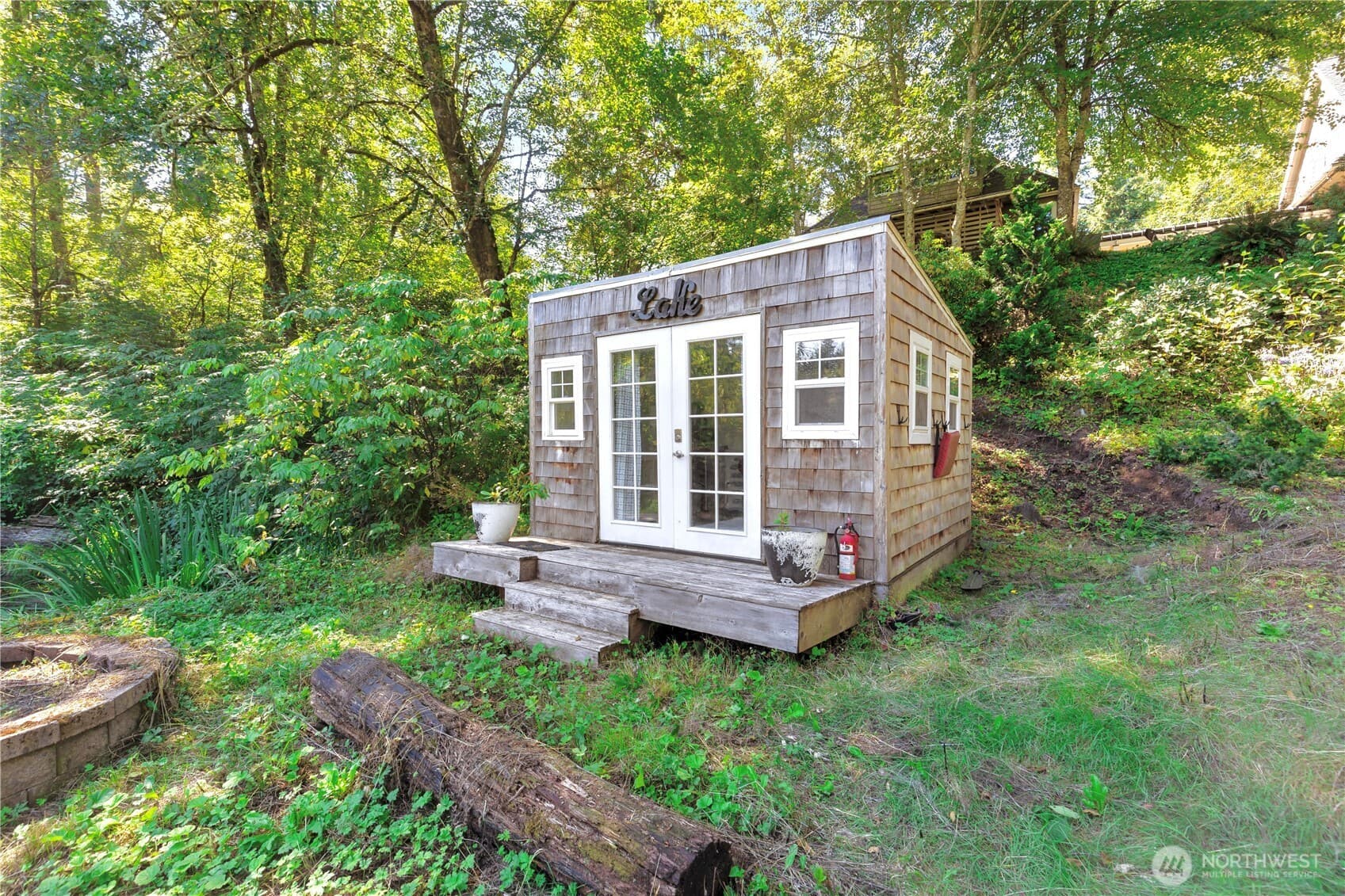 Property photo 28