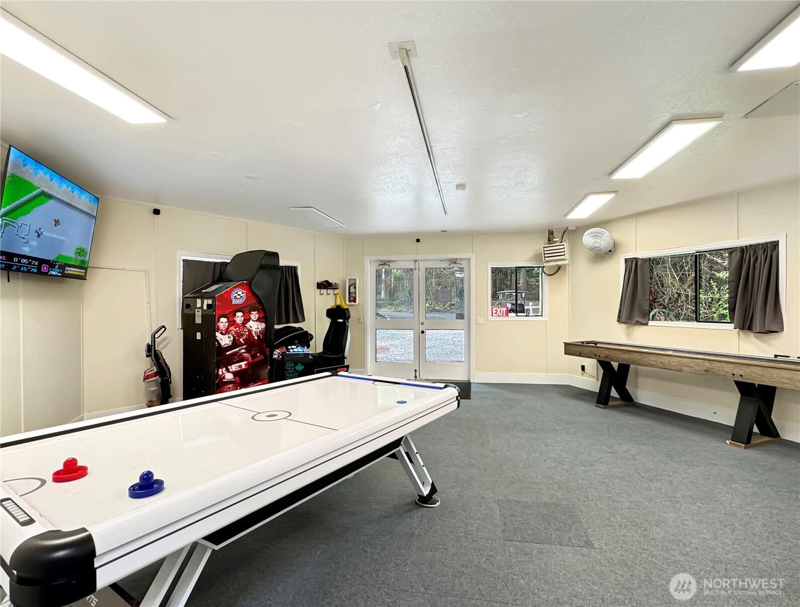 Property photo 32