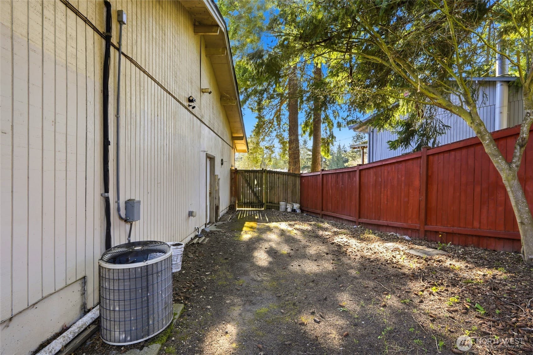 Property photo 32