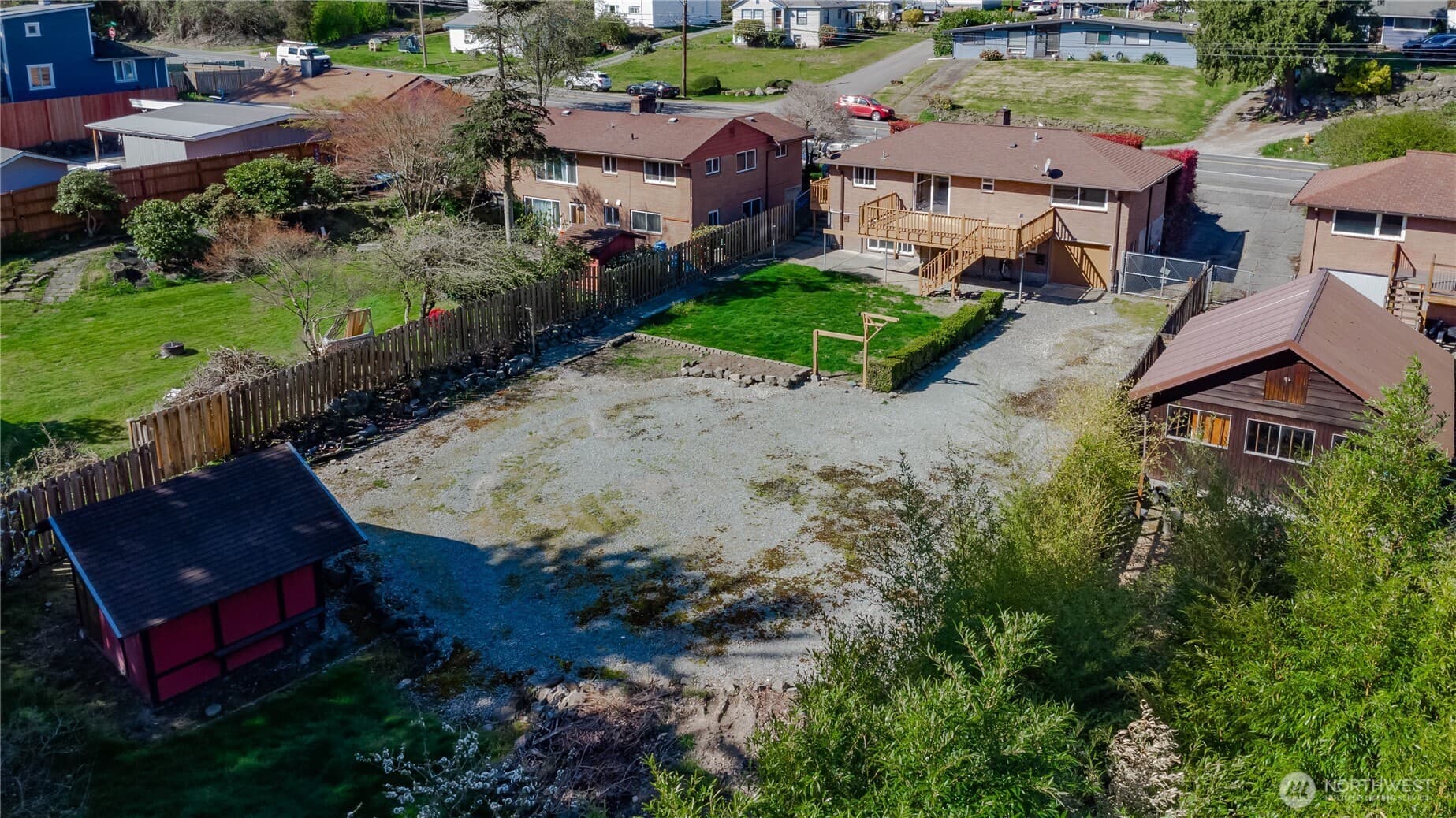 Property photo 40