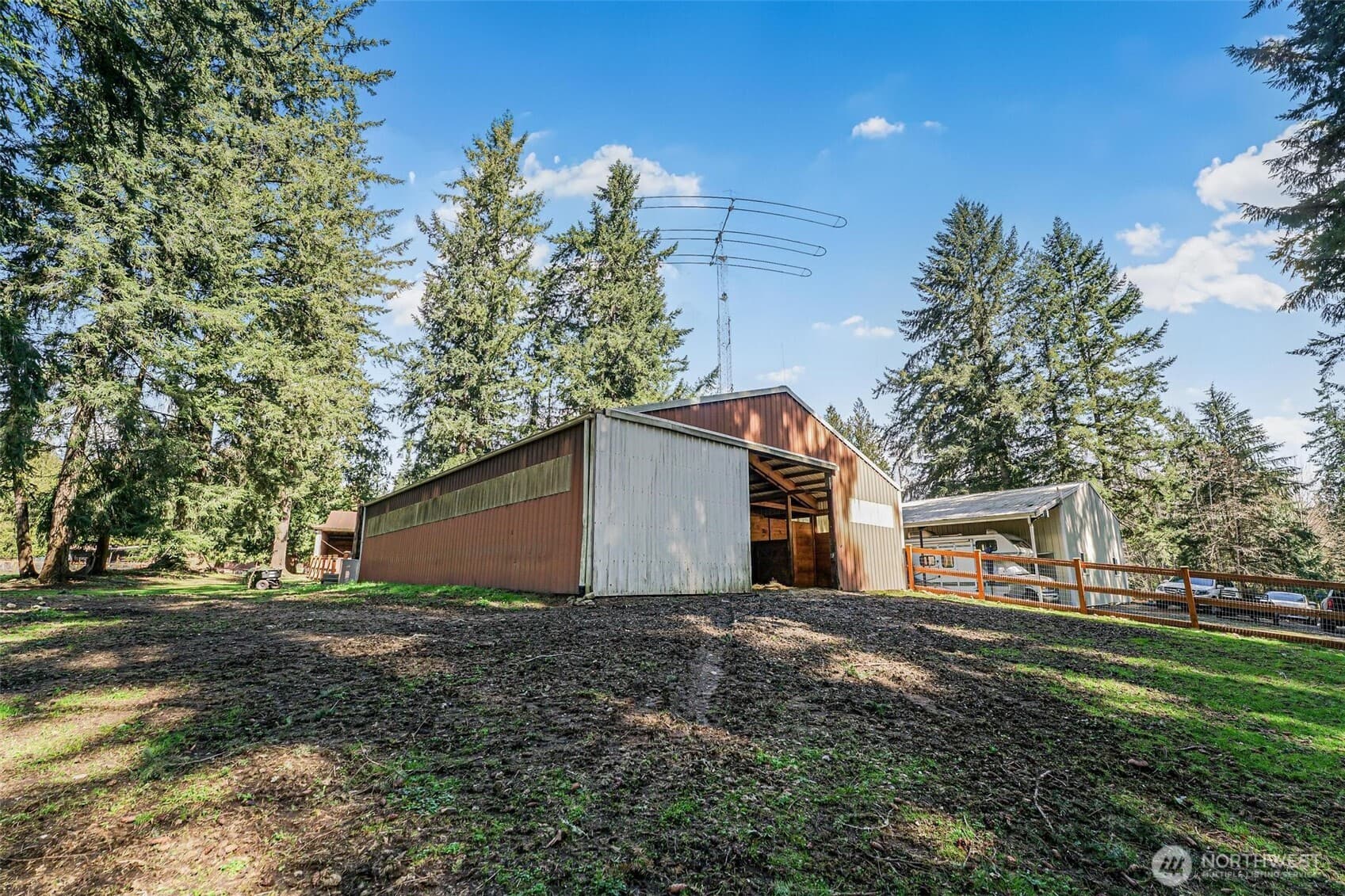 Property photo 33