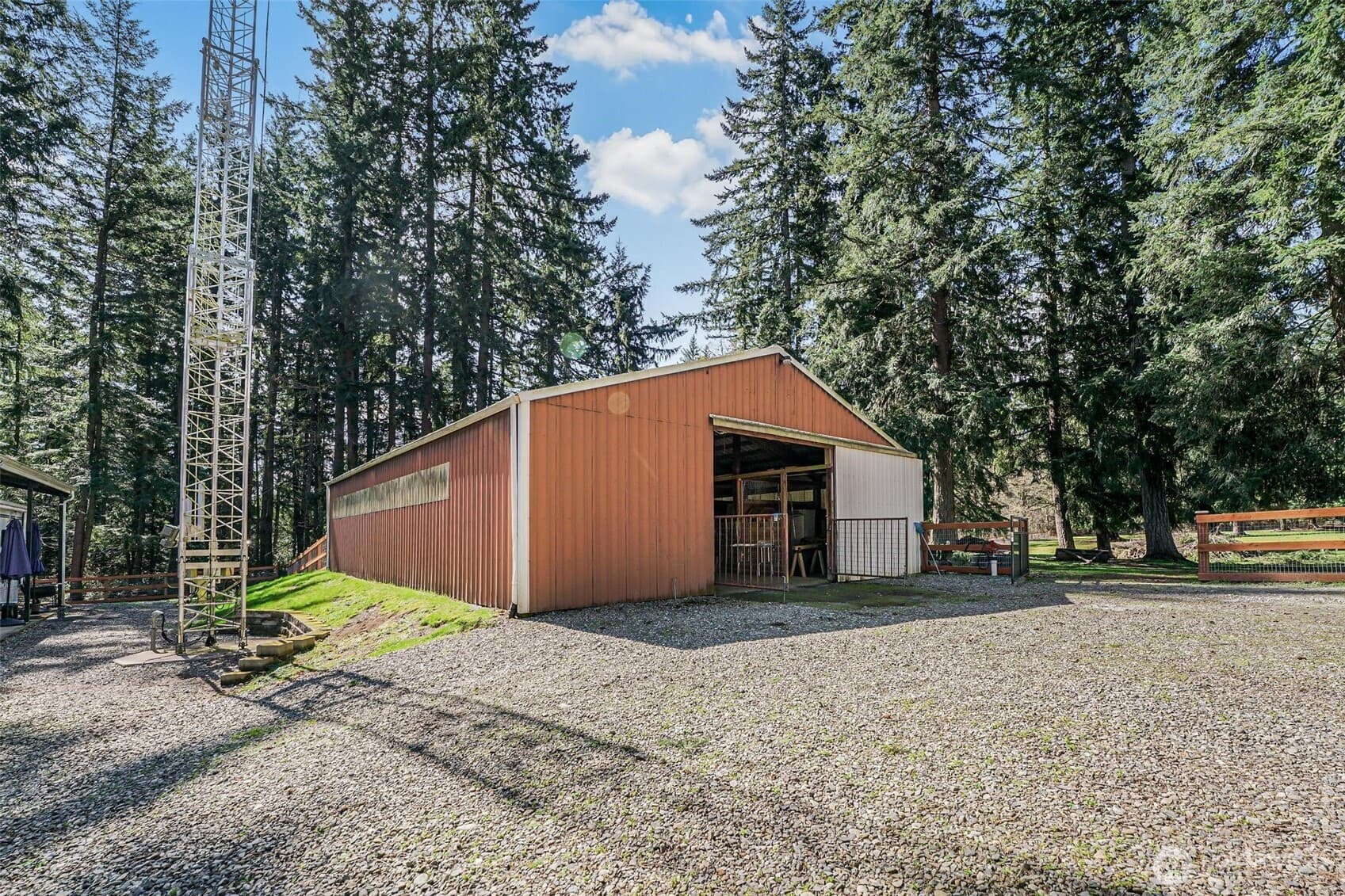 Property photo 32