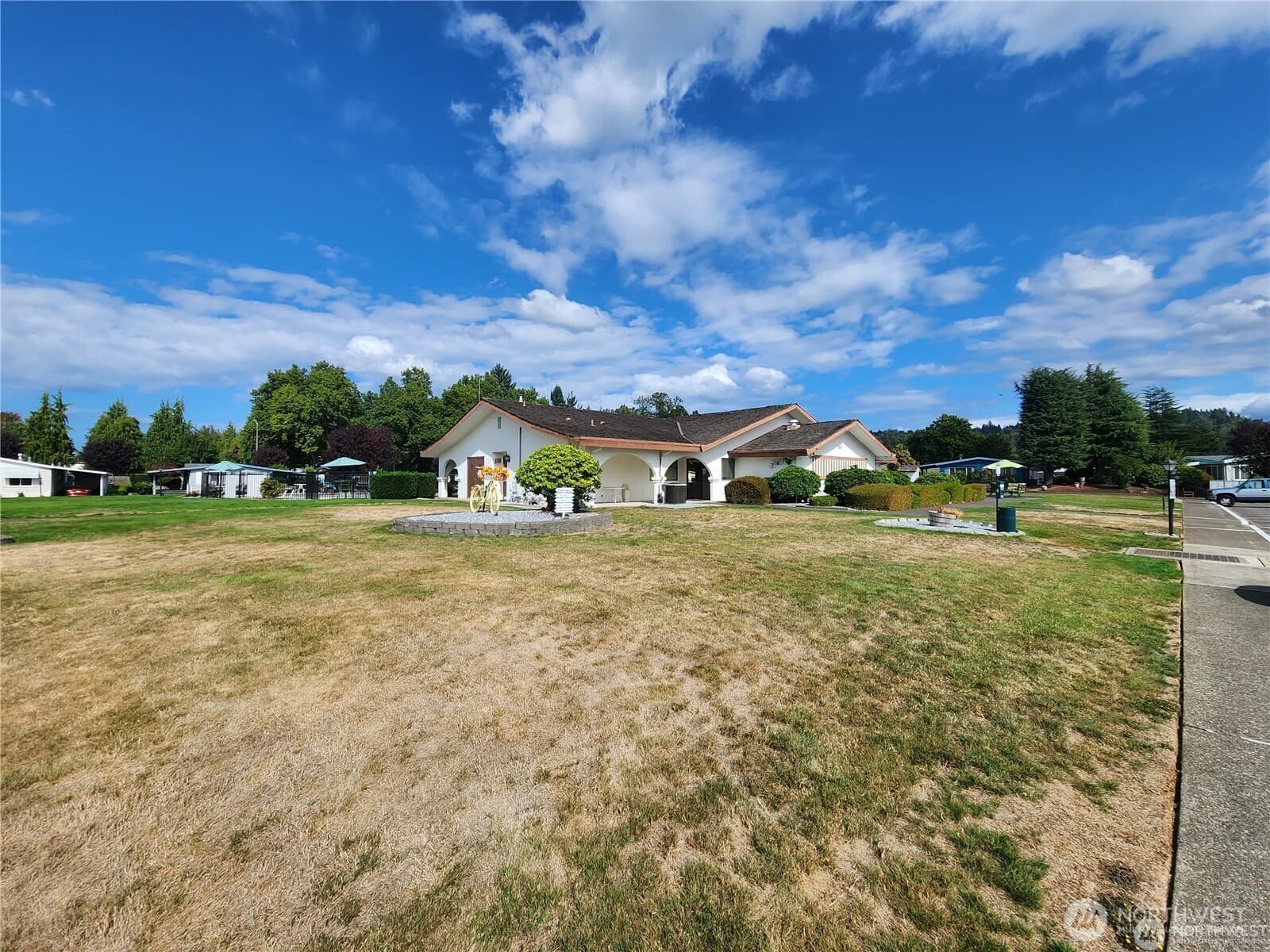 Property photo 35