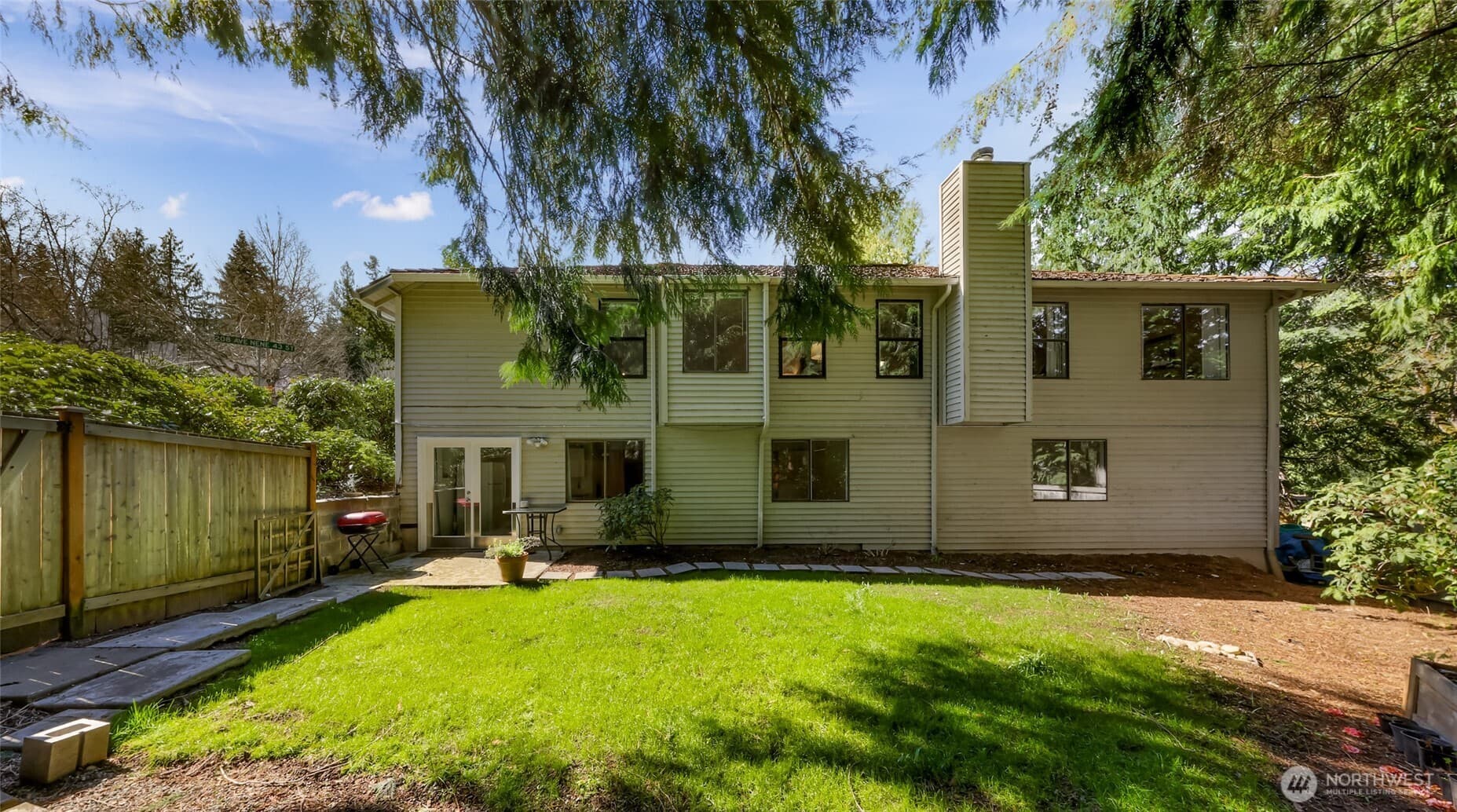 Property photo 35