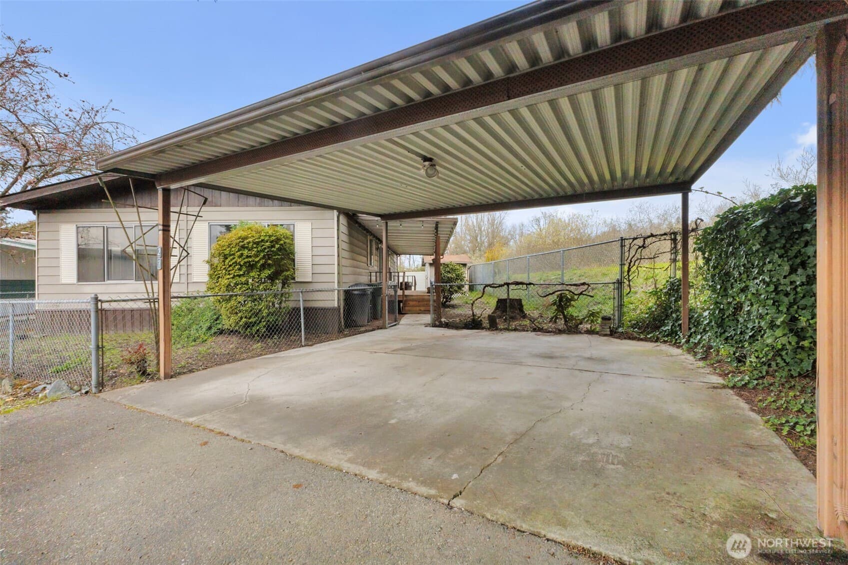 Property photo 25