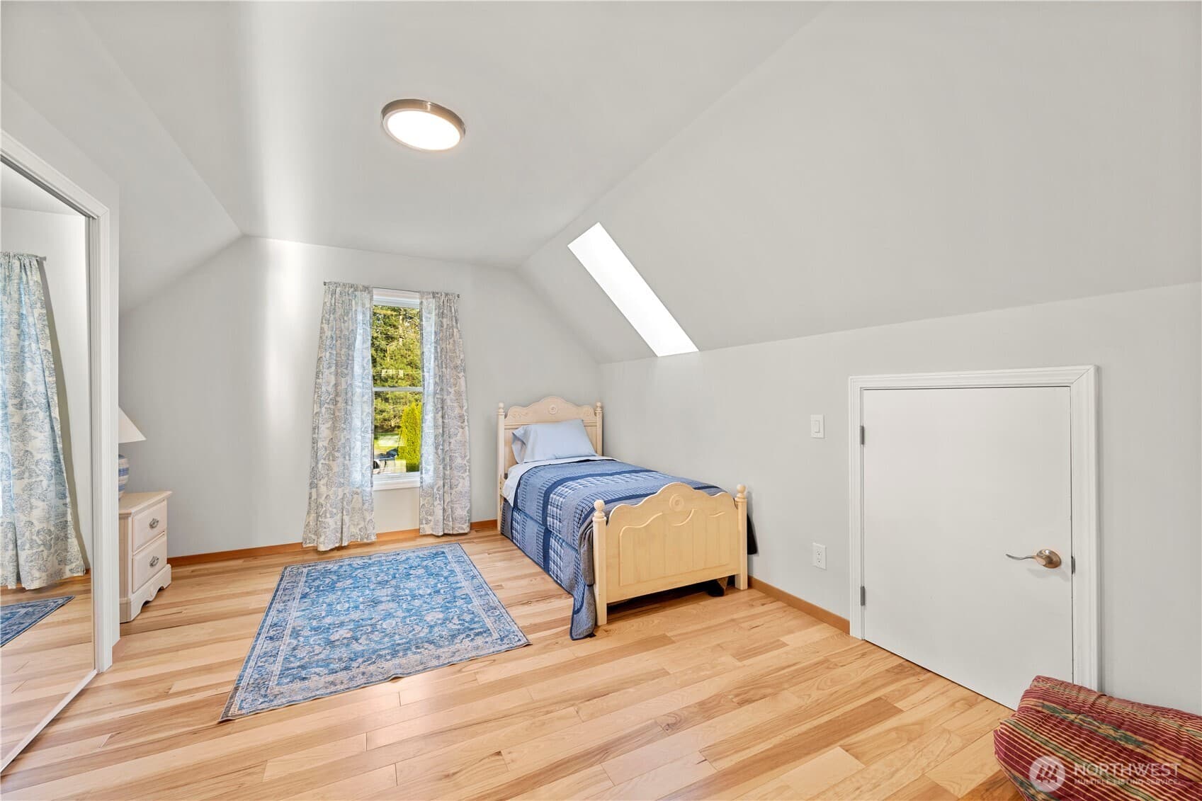 Property photo 33