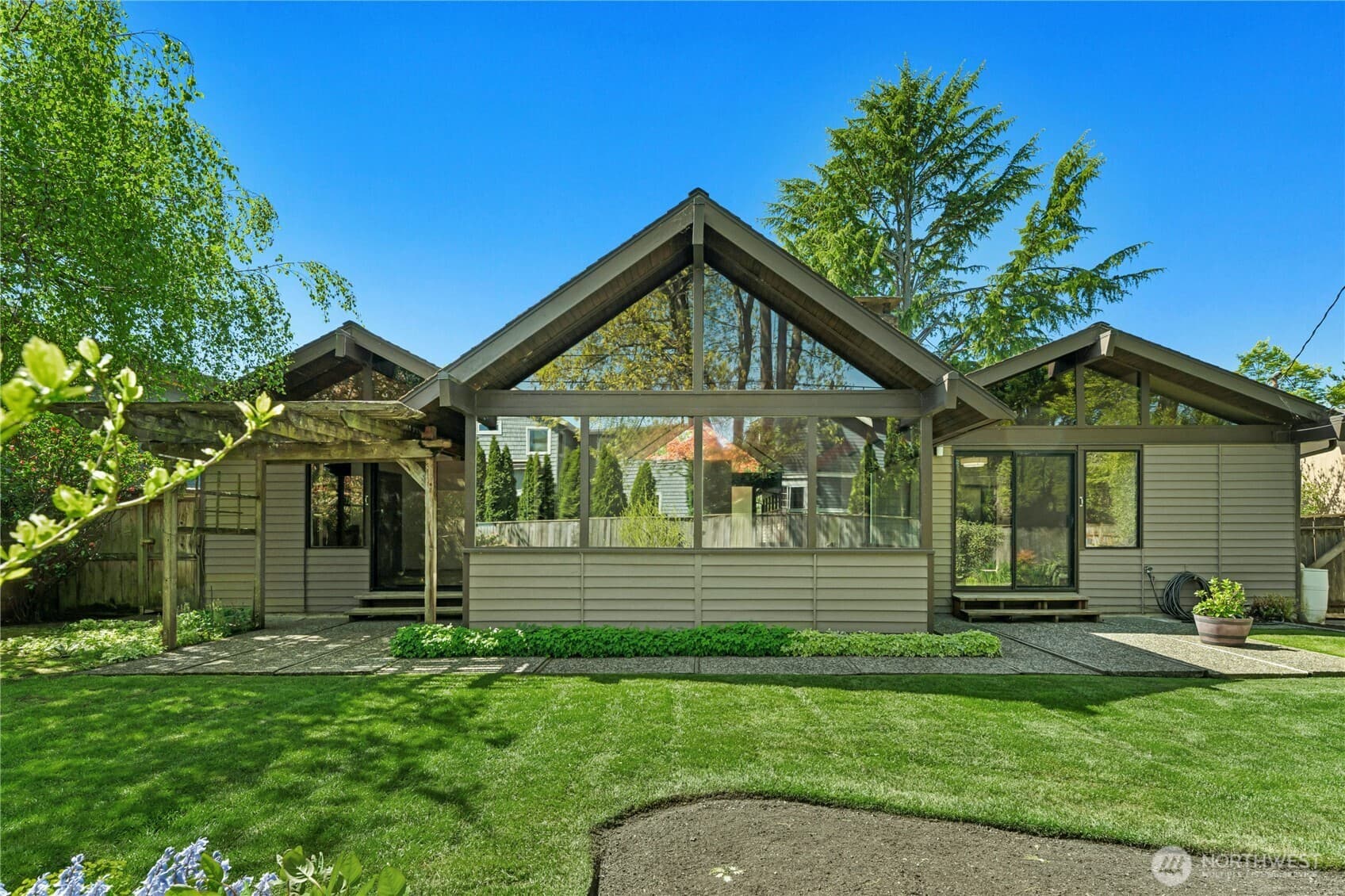 Property photo 25