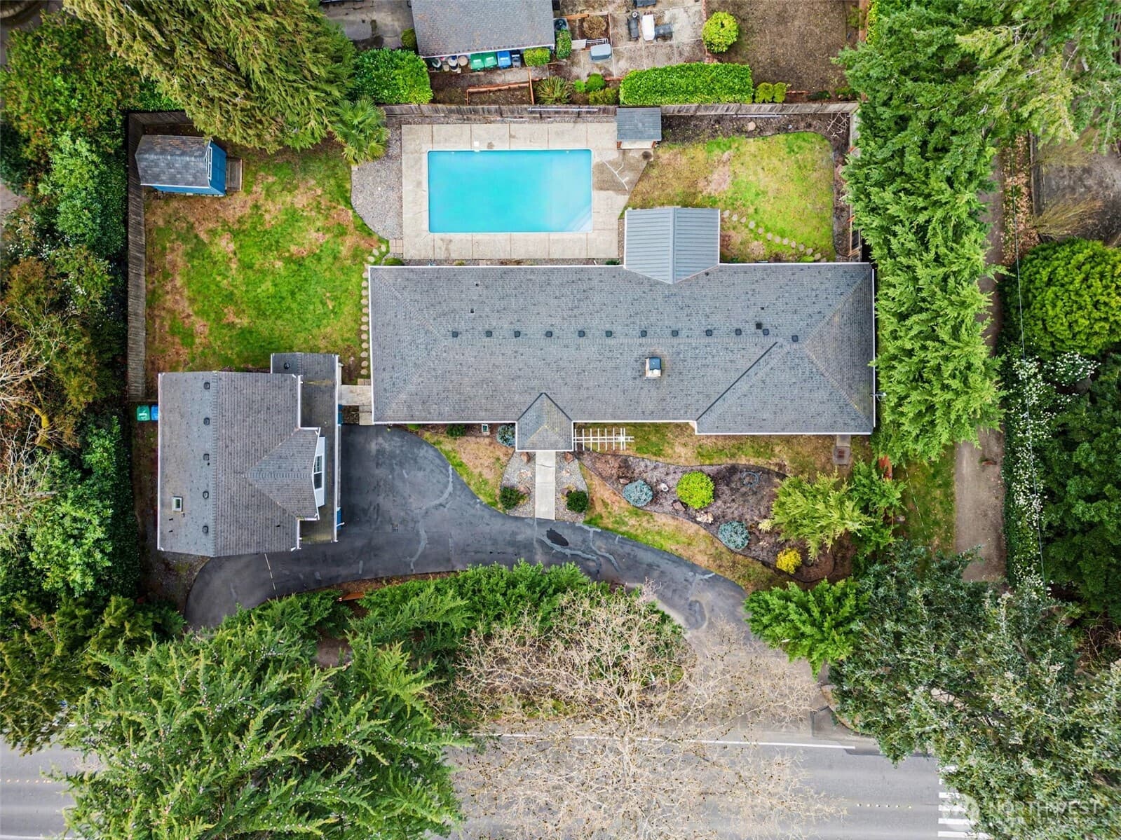 Property photo 36