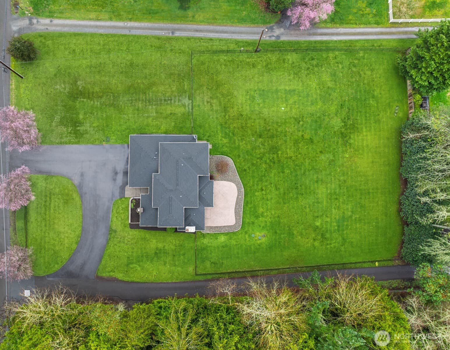 Property photo 36
