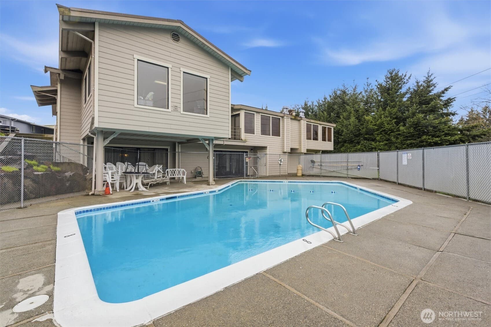 Property photo 32