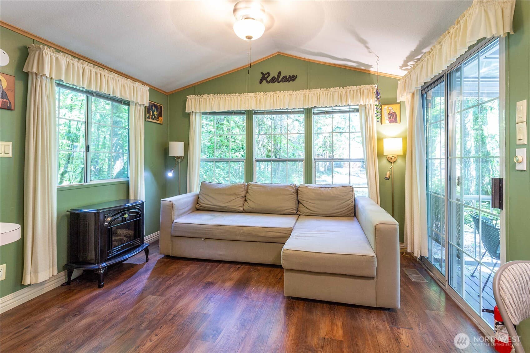 Property photo 8