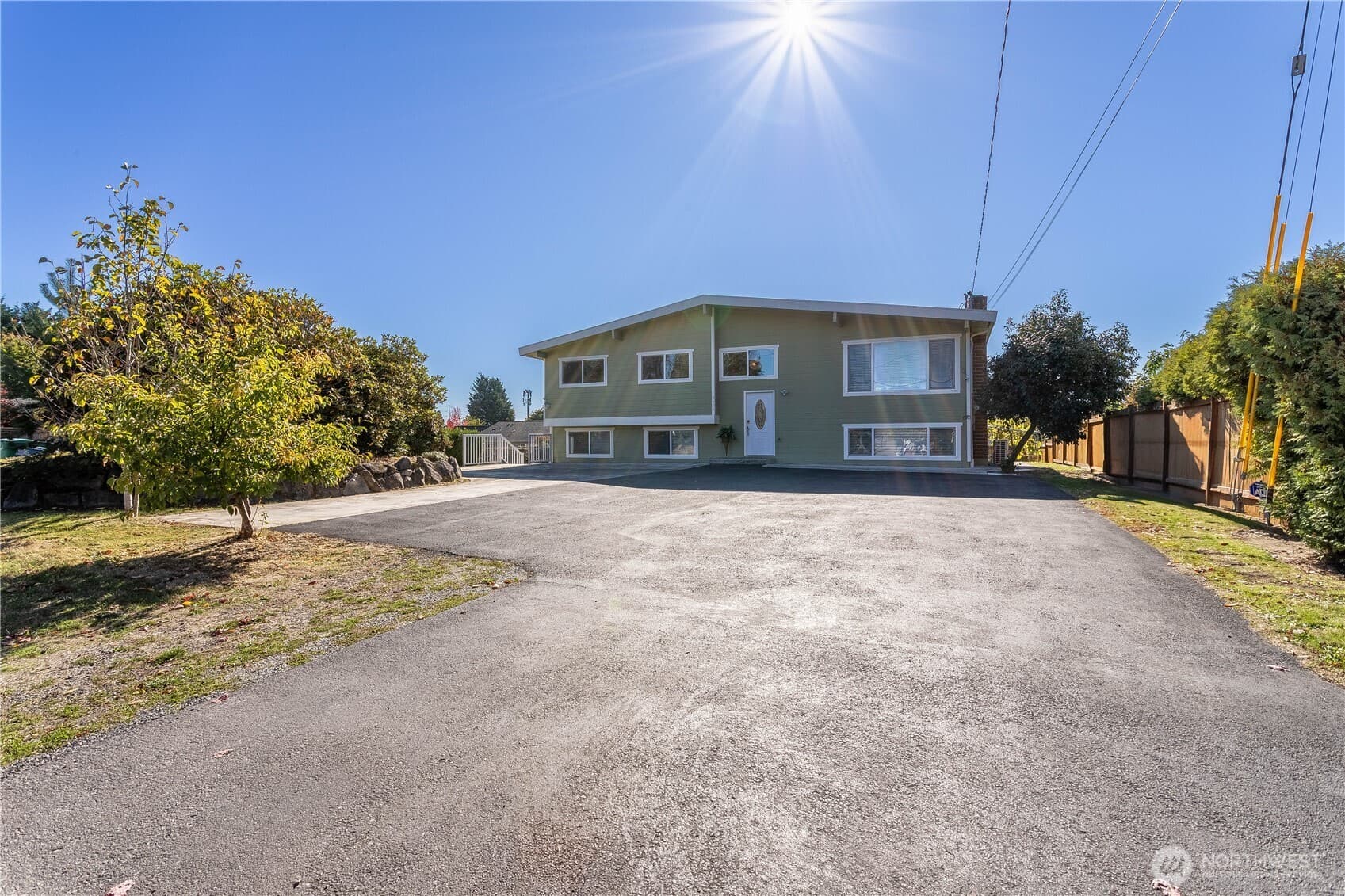 Property photo 32