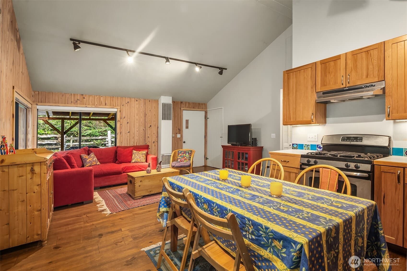 Property photo 31