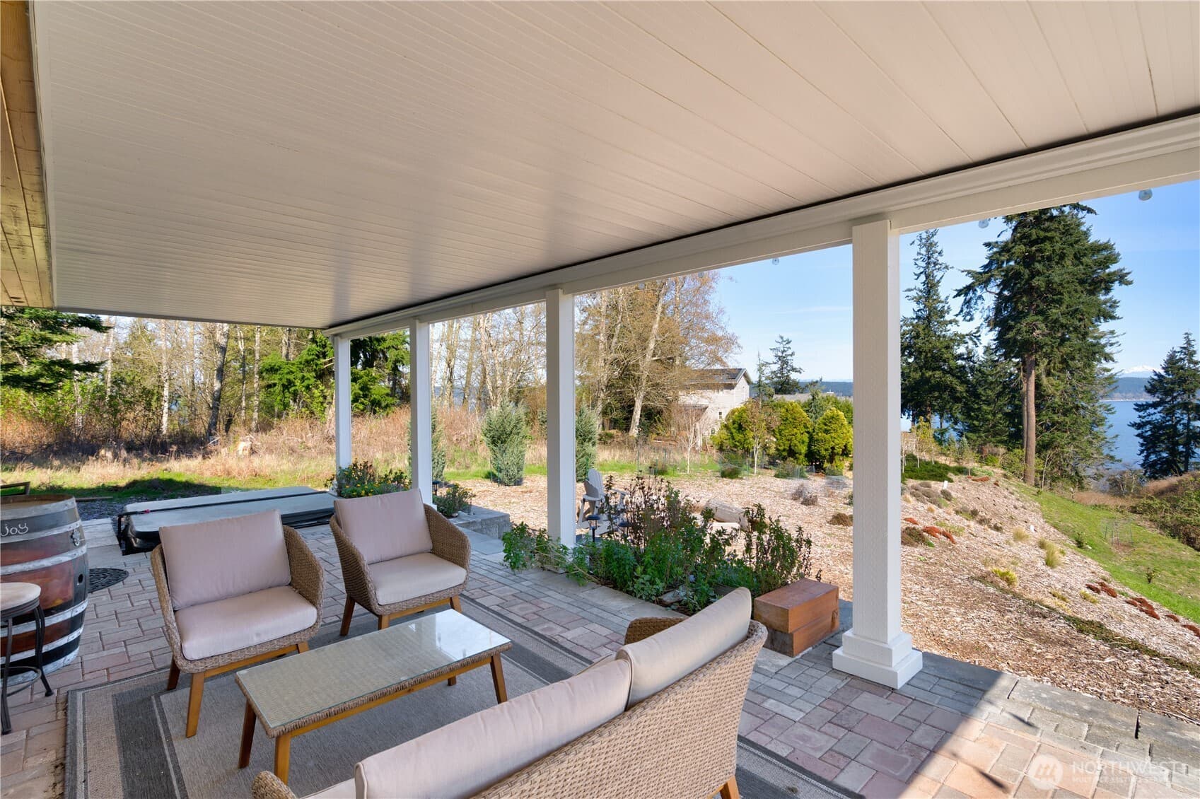 Property photo 31