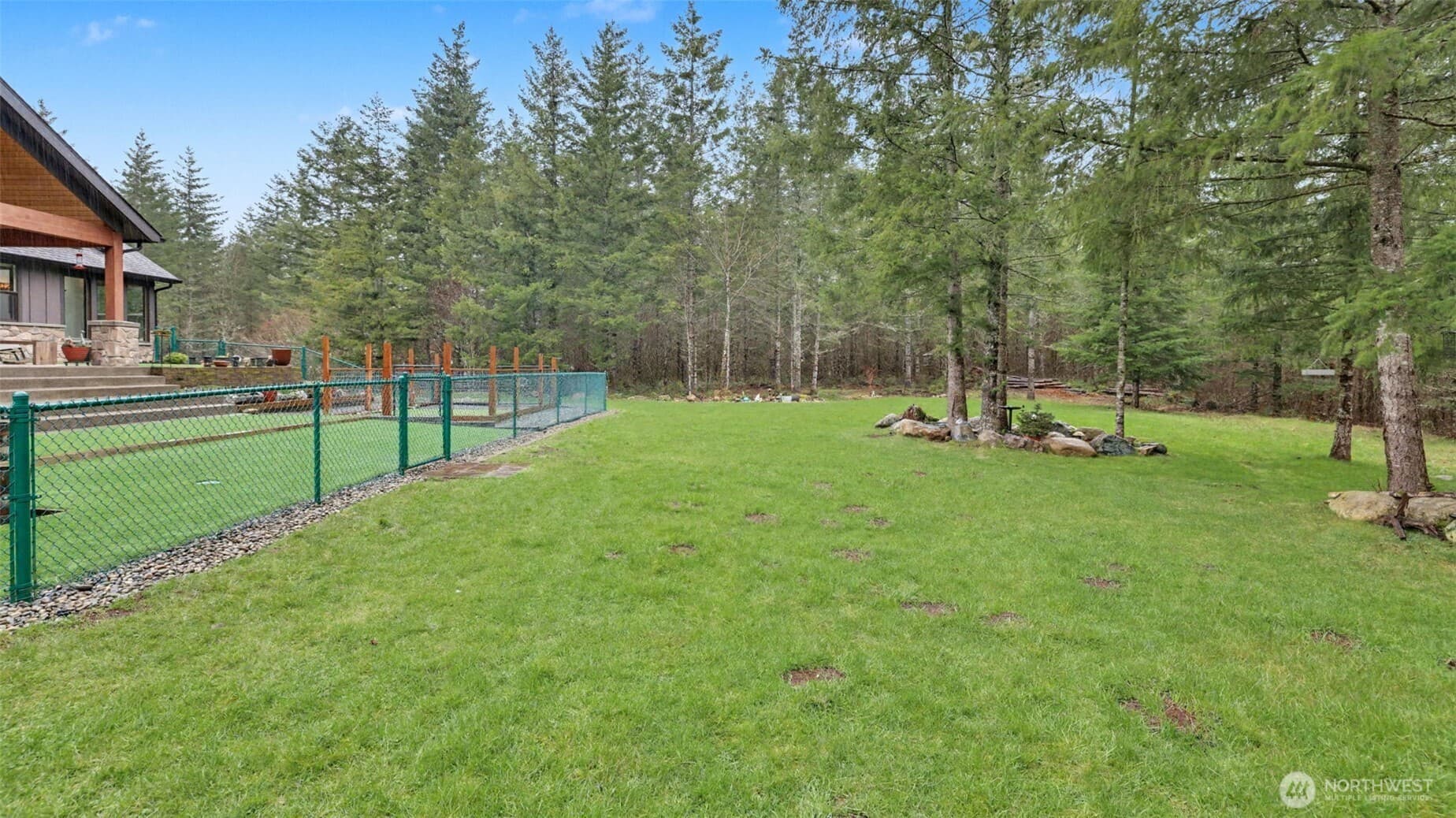 Property photo 35
