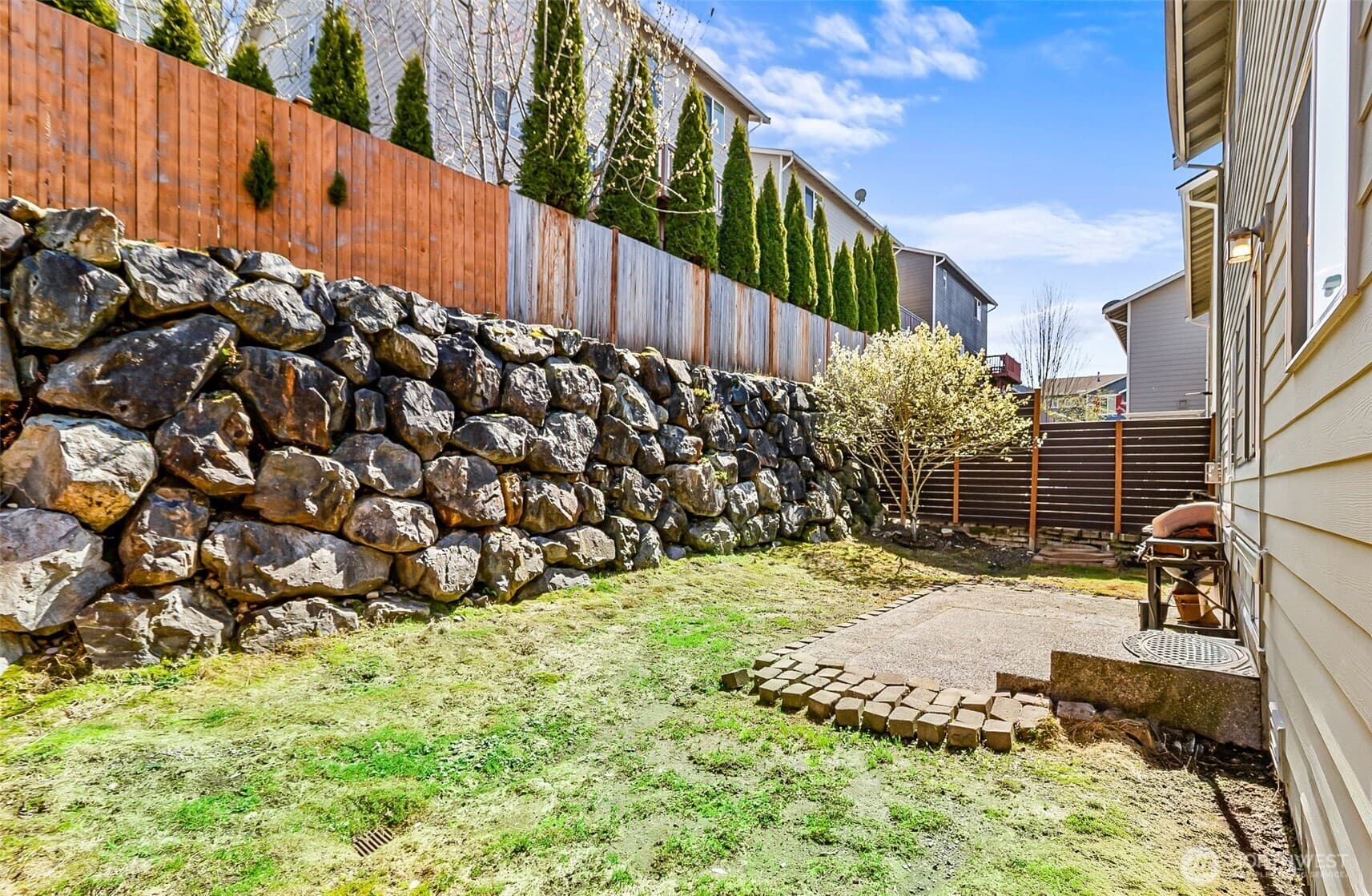 Property photo 35