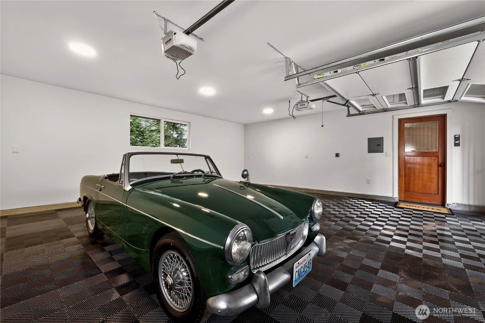 Property photo 35