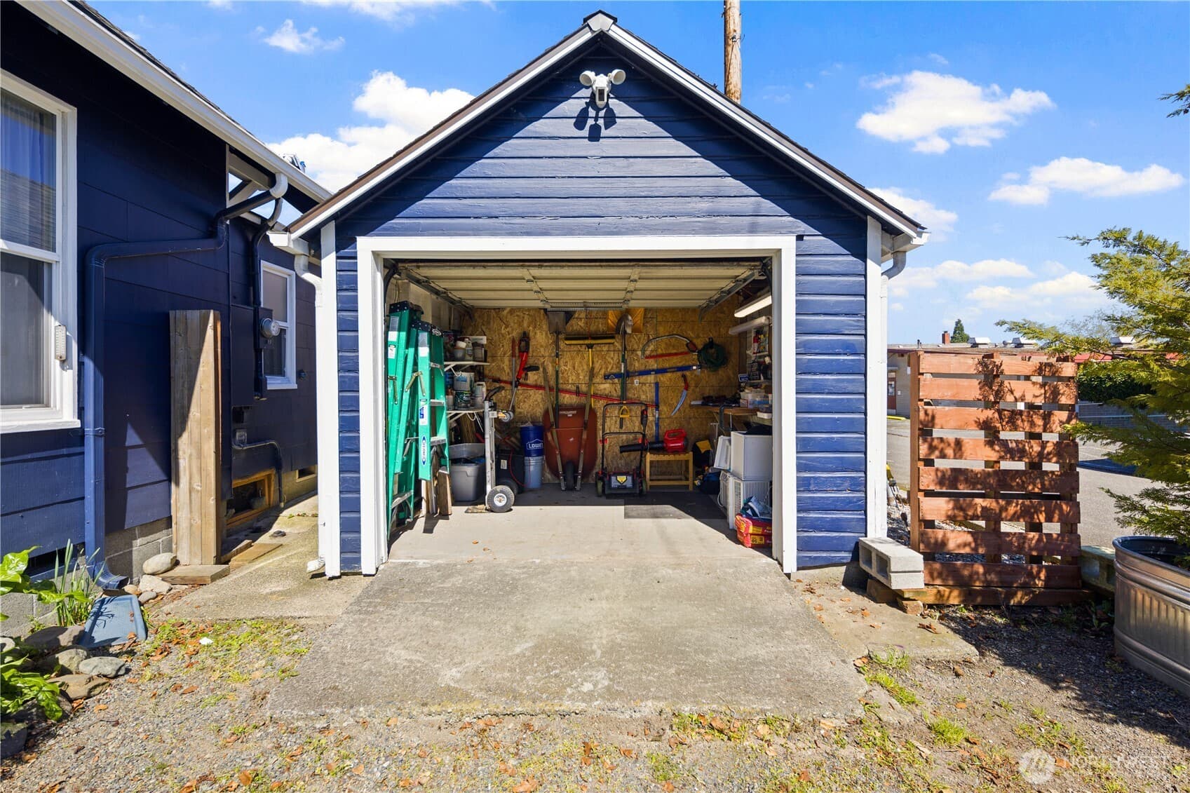 Property photo 25