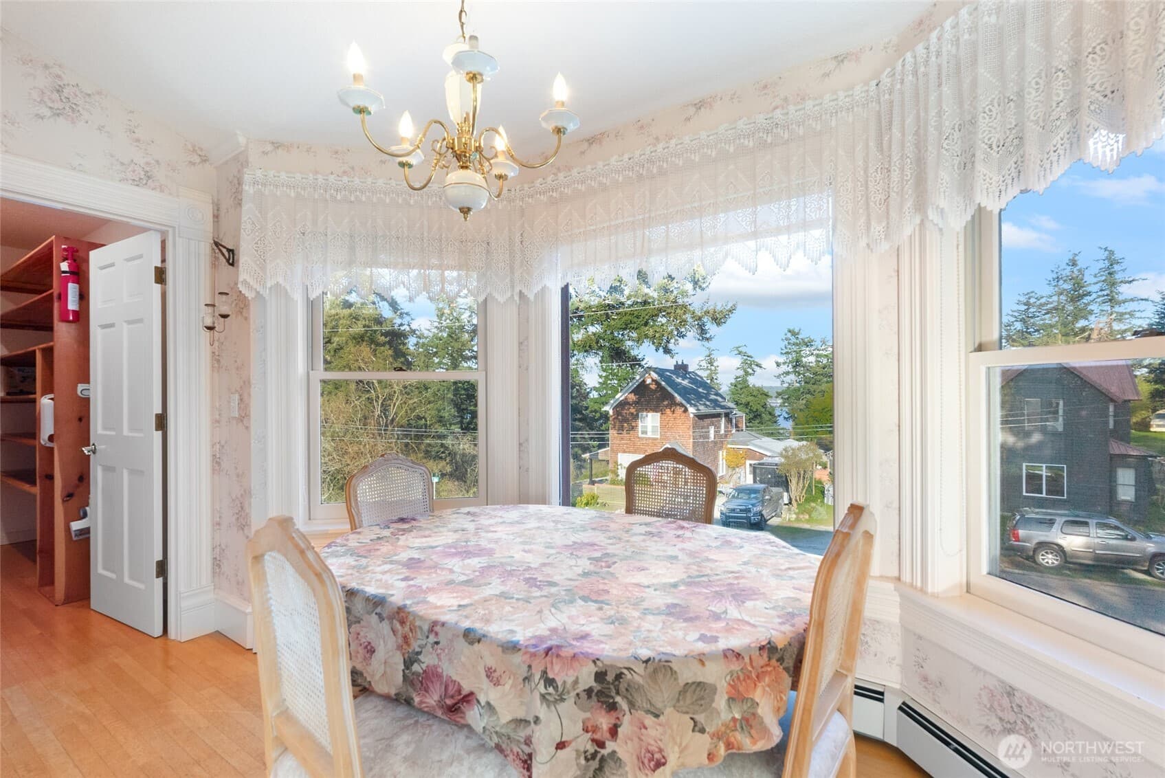 Property photo 28