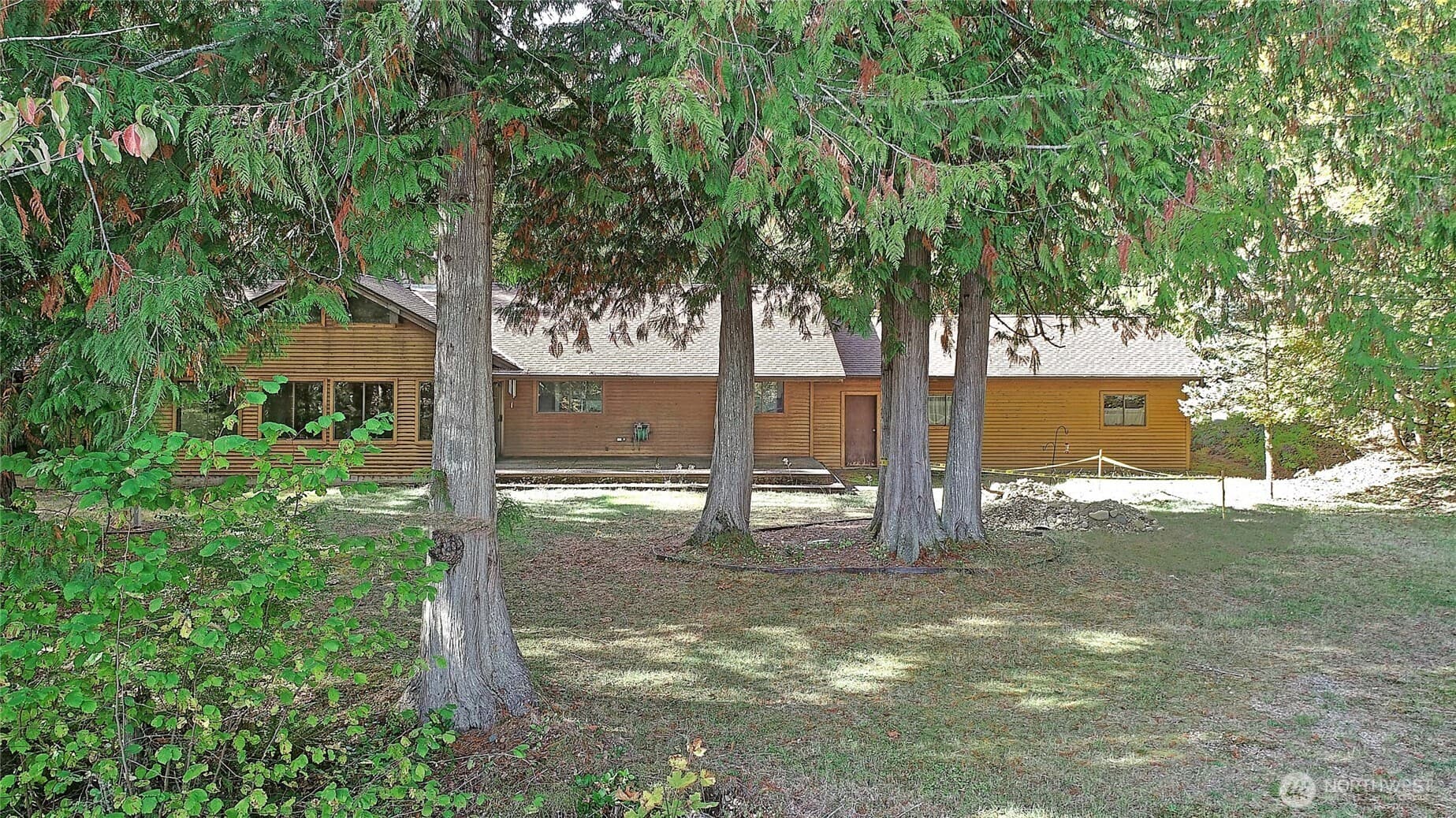 Property photo 35
