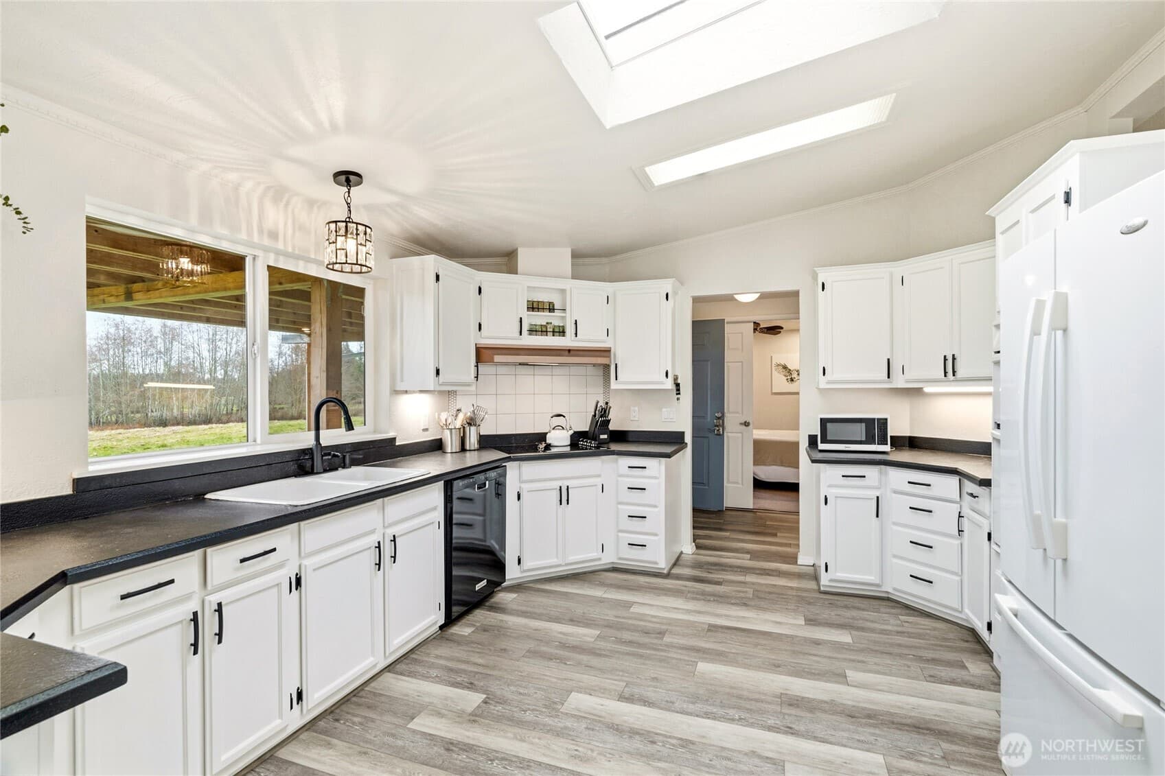 Property photo 33