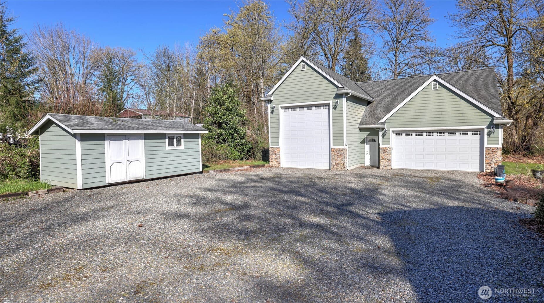 Property photo 38