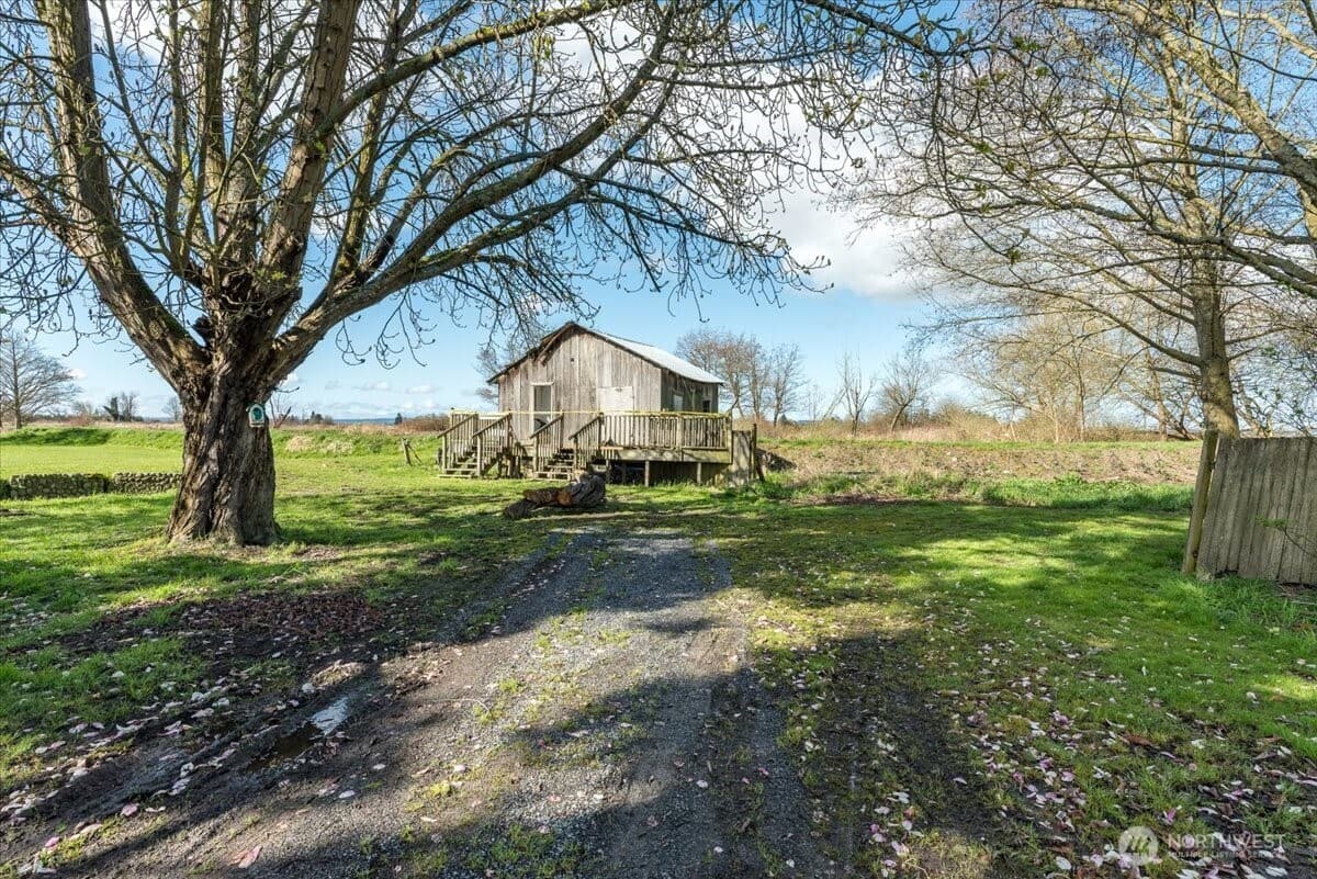 Property photo 38