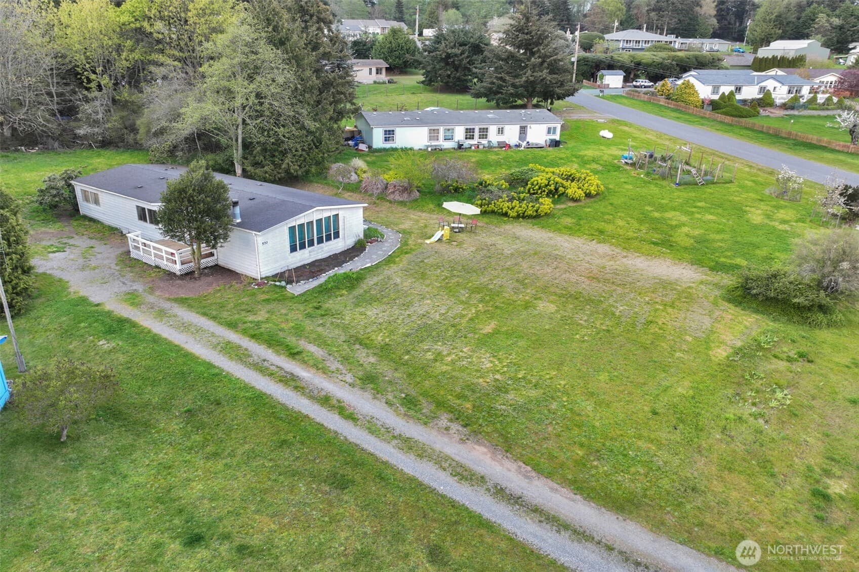 Property photo 32