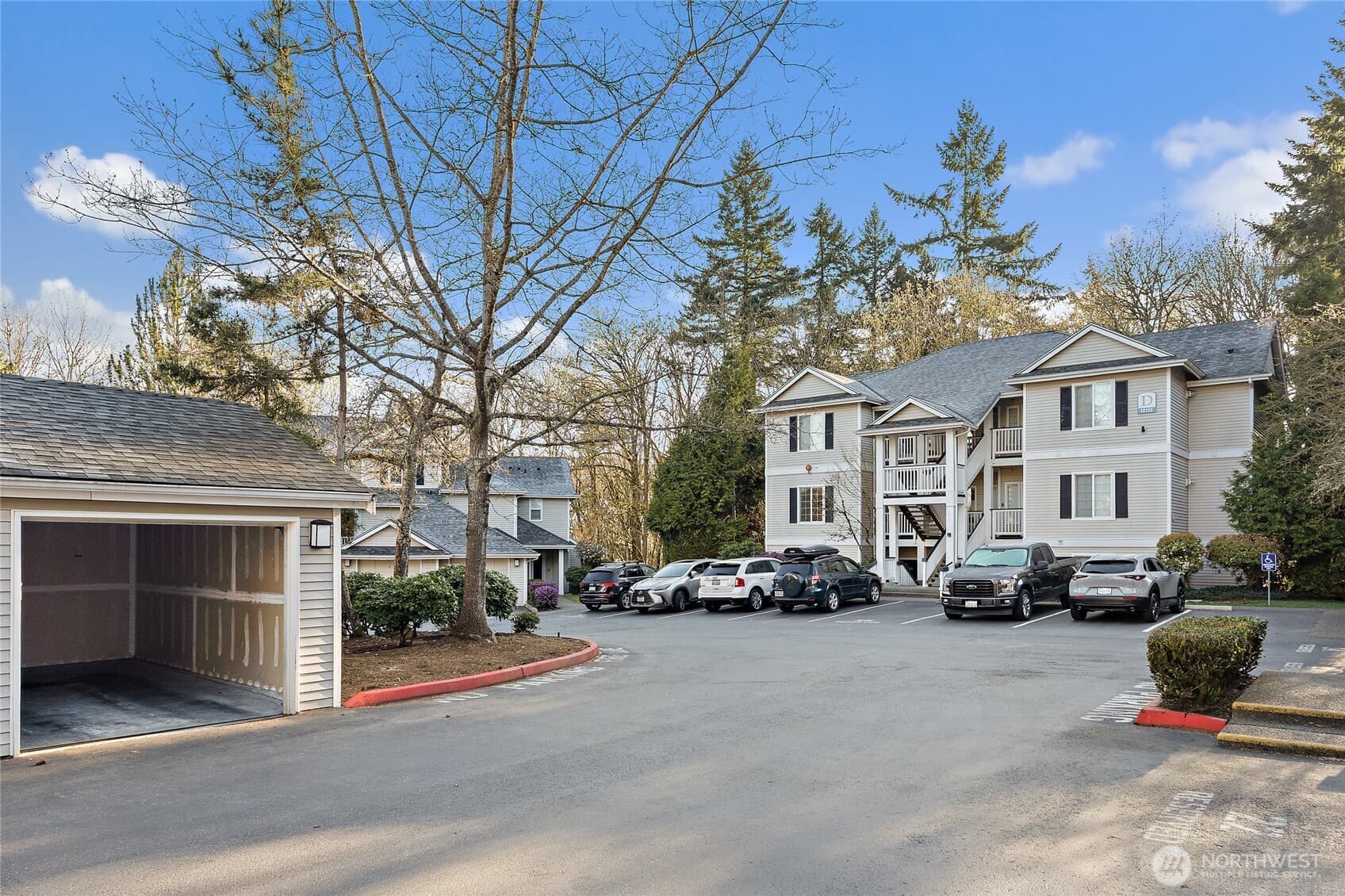 Property photo 31